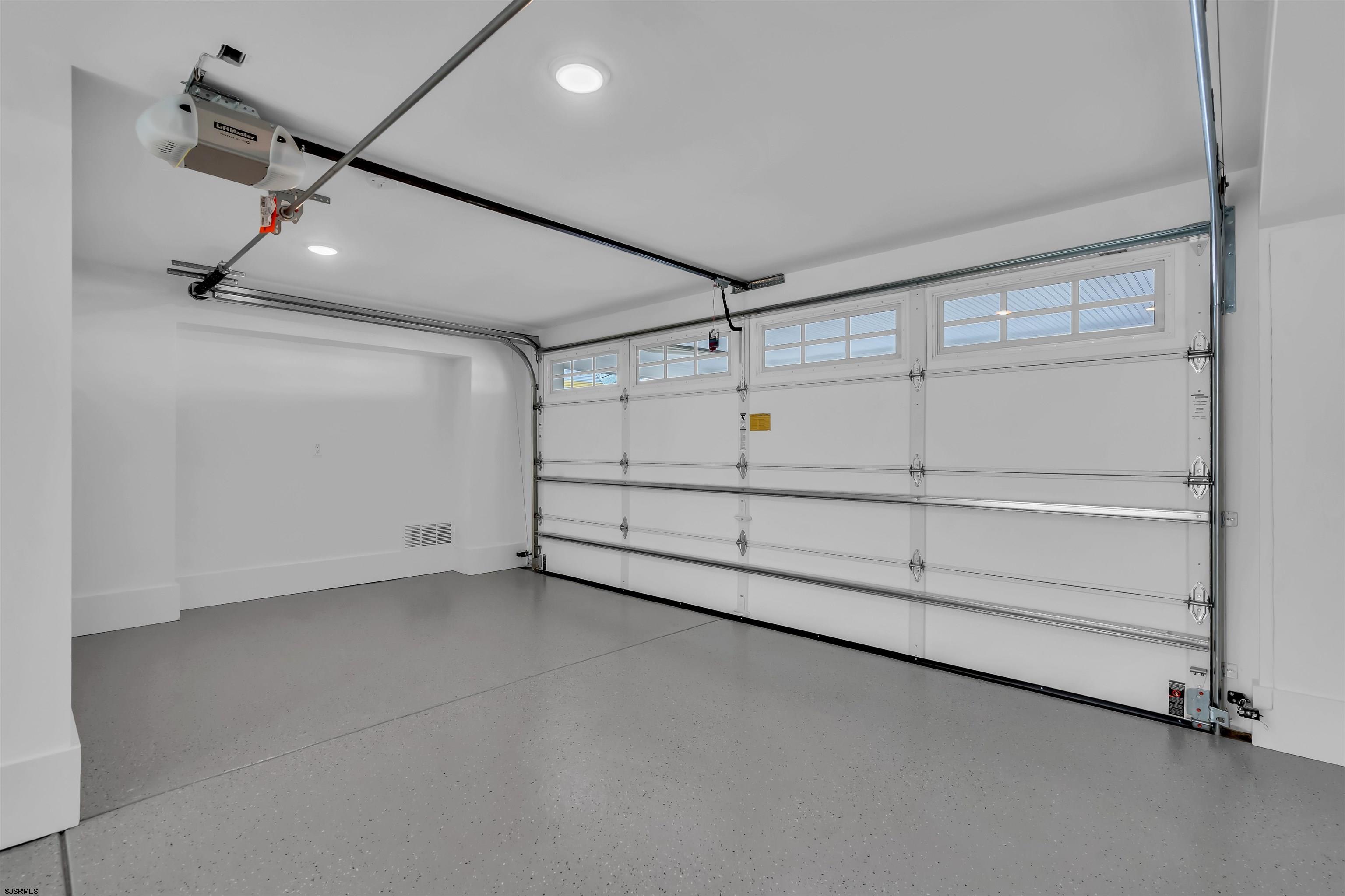 Ocean City, New Jersey 08226, United States, 5 Bedrooms Bedrooms, ,4 BathroomsBathrooms,Residential,Active,248439