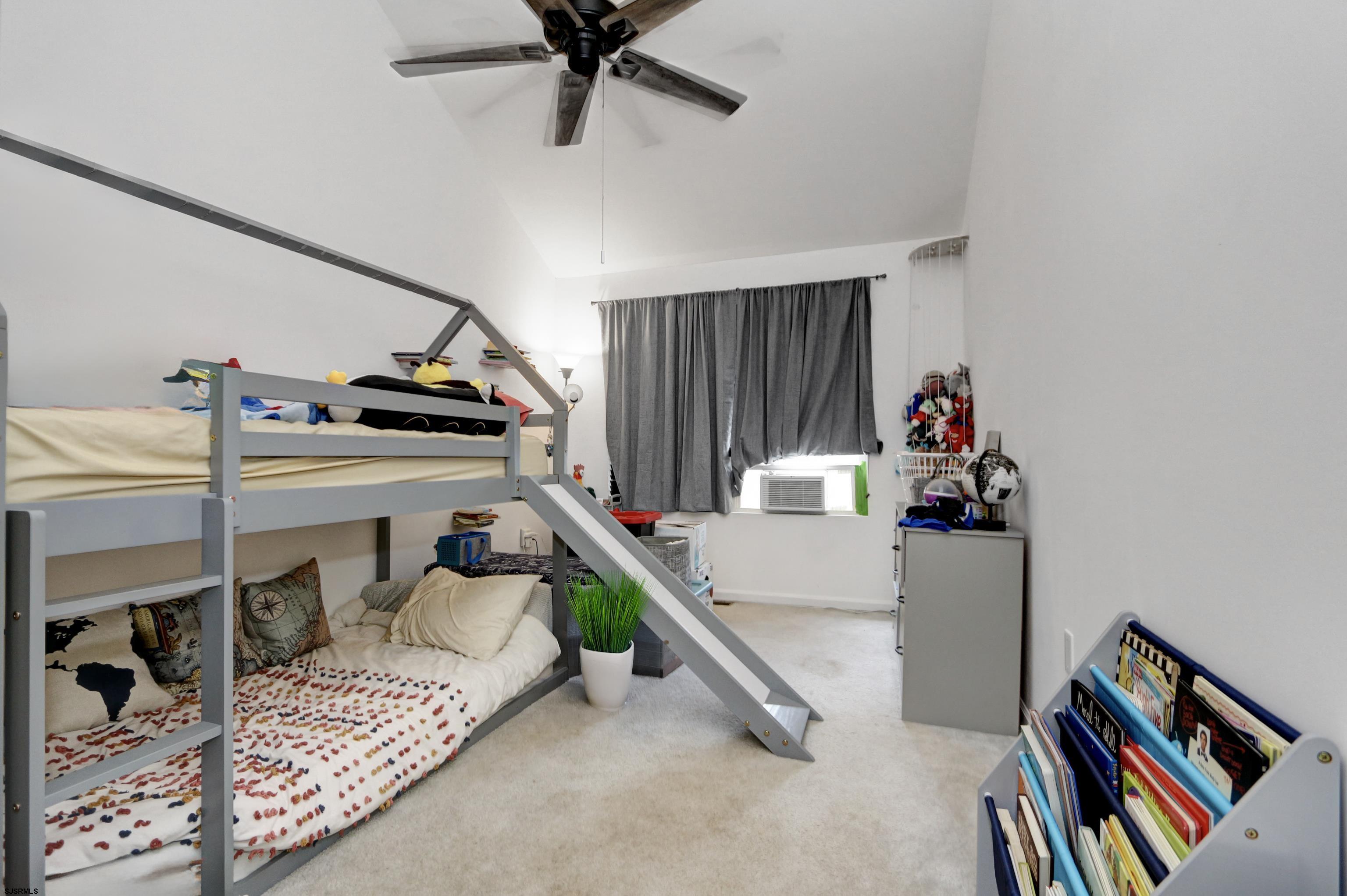 742 E Village Dr