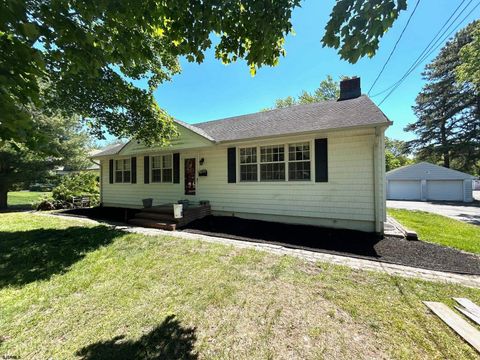 Homes For Rent - 100 Broadway<br/> Hammonton, NJ 08037