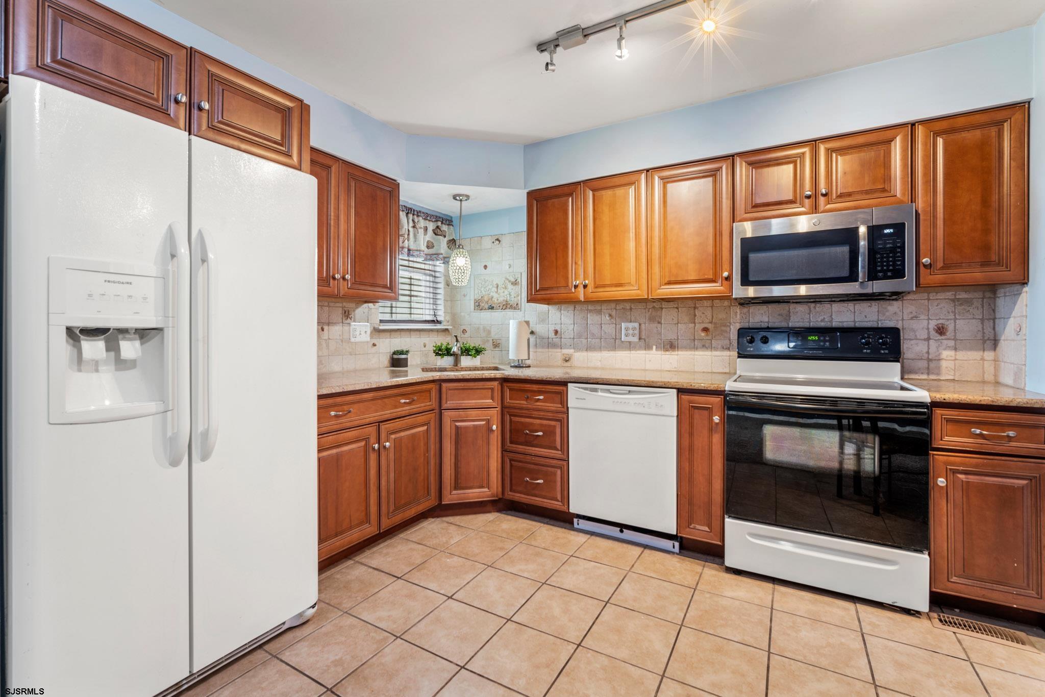 Egg Harbor Township, New Jersey 08234, United States, 1 Bedroom Bedrooms, ,1 BathroomBathrooms,Residential,Pending,133072