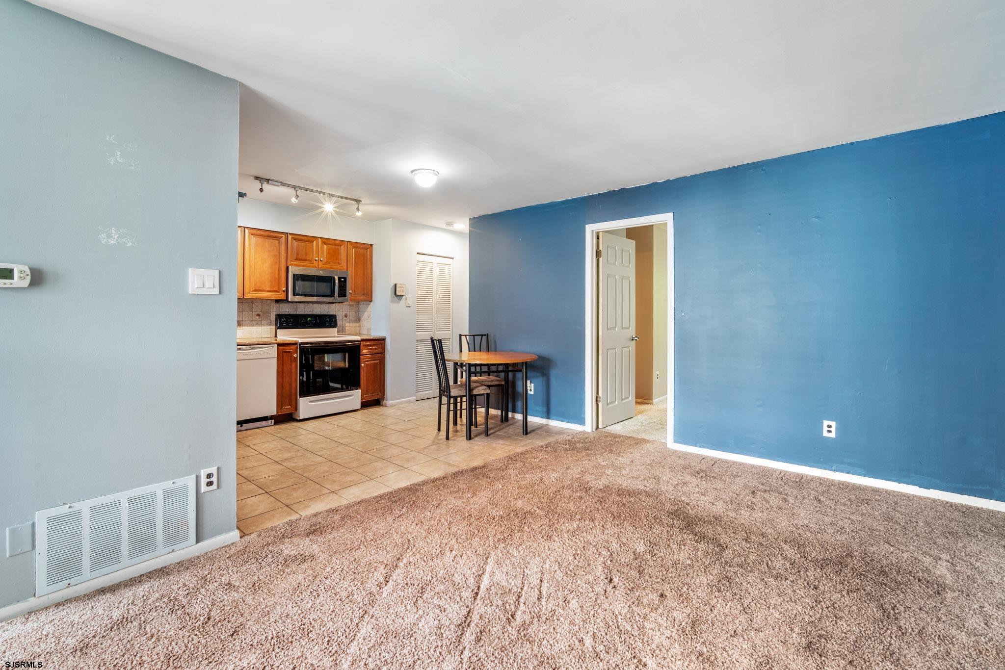 Egg Harbor Township, New Jersey 08234, United States, 1 Bedroom Bedrooms, ,1 BathroomBathrooms,Residential,Pending,133072