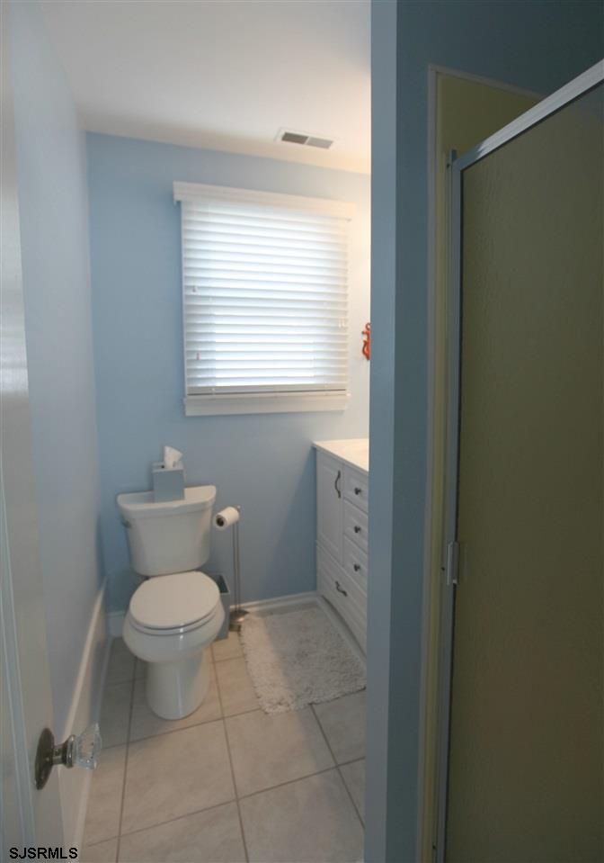 Longport, New Jersey 08403, United States, 3 Bedrooms Bedrooms, ,2 BathroomsBathrooms,Residential,Active,114842
