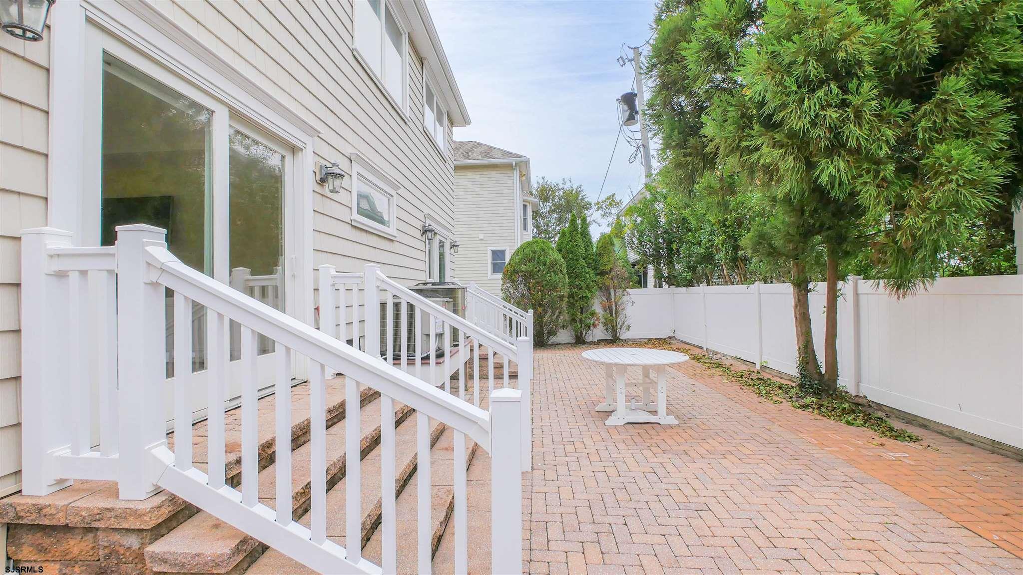 Margate, New Jersey 08402, United States, 4 Bedrooms Bedrooms, ,3 BathroomsBathrooms,Residential,Active,132660