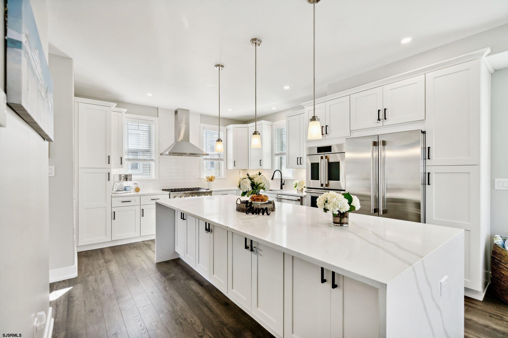 Ocean City, New Jersey 08226, United States, 5 Bedrooms Bedrooms, ,4 BathroomsBathrooms,Residential,Pending,76745