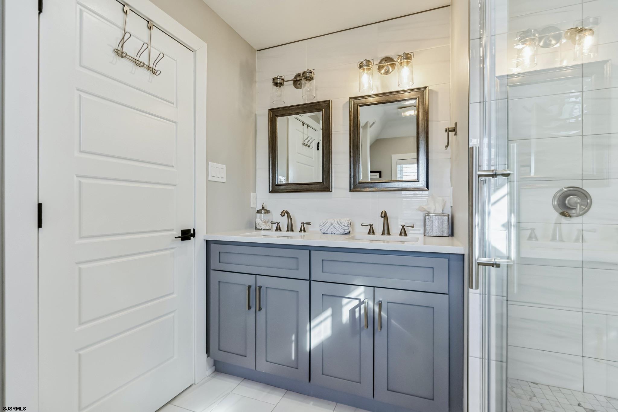 Ocean City, New Jersey 08226, United States, 5 Bedrooms Bedrooms, ,4 BathroomsBathrooms,Residential,Pending,76745