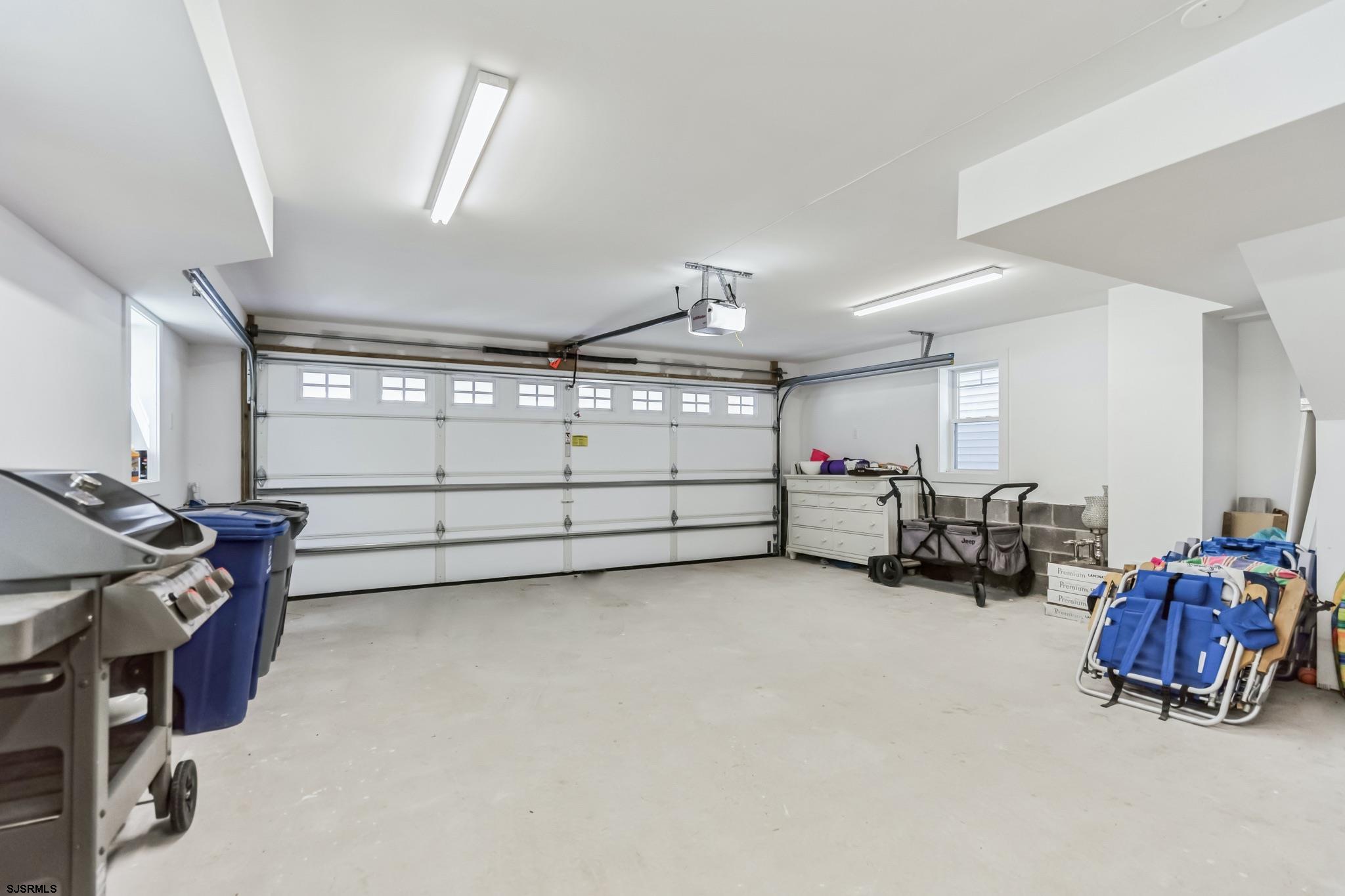 Ocean City, New Jersey 08226, United States, 5 Bedrooms Bedrooms, ,4 BathroomsBathrooms,Residential,Pending,76745