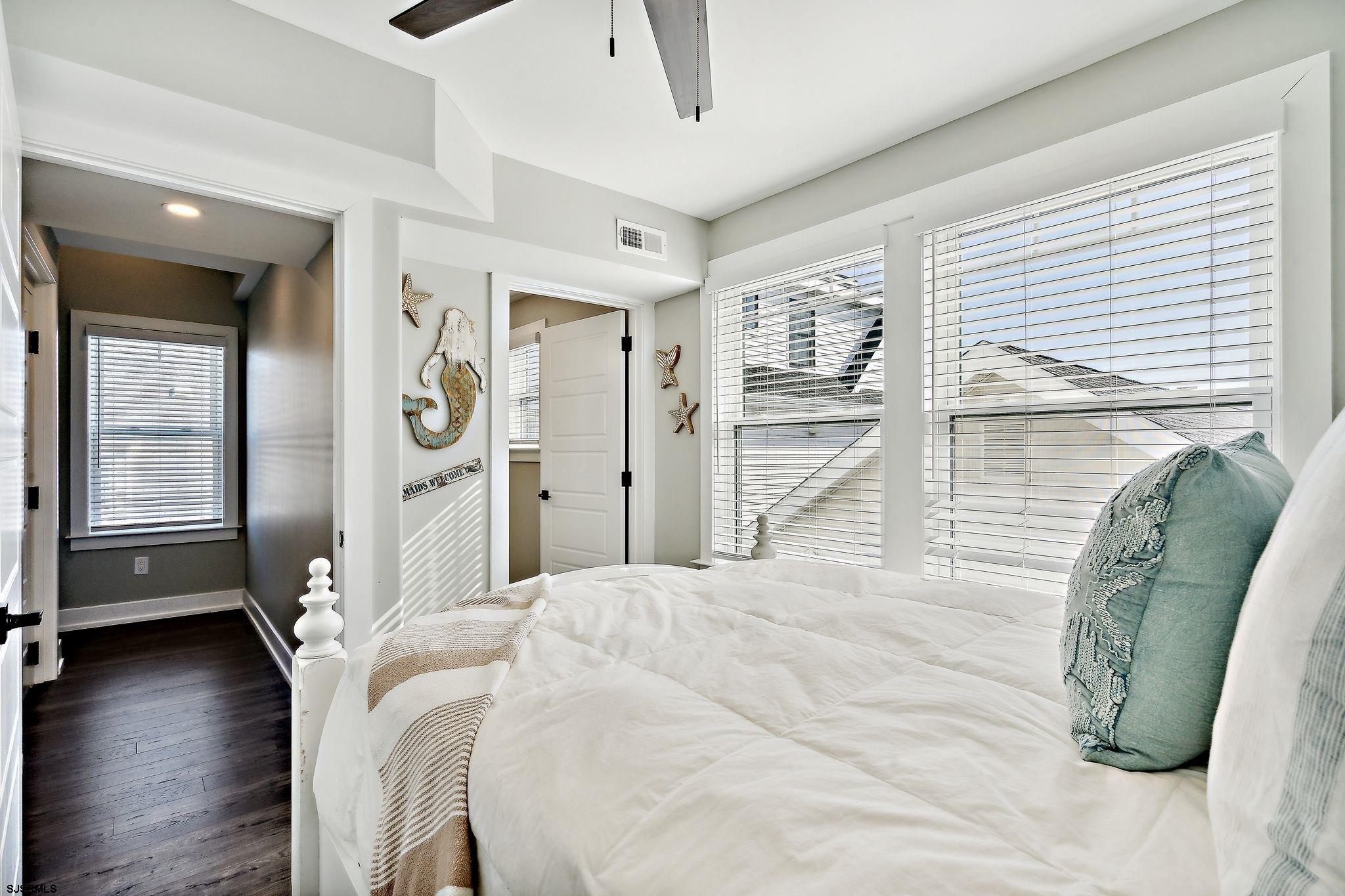 Ocean City, New Jersey 08226, United States, 5 Bedrooms Bedrooms, ,4 BathroomsBathrooms,Residential,Pending,76745