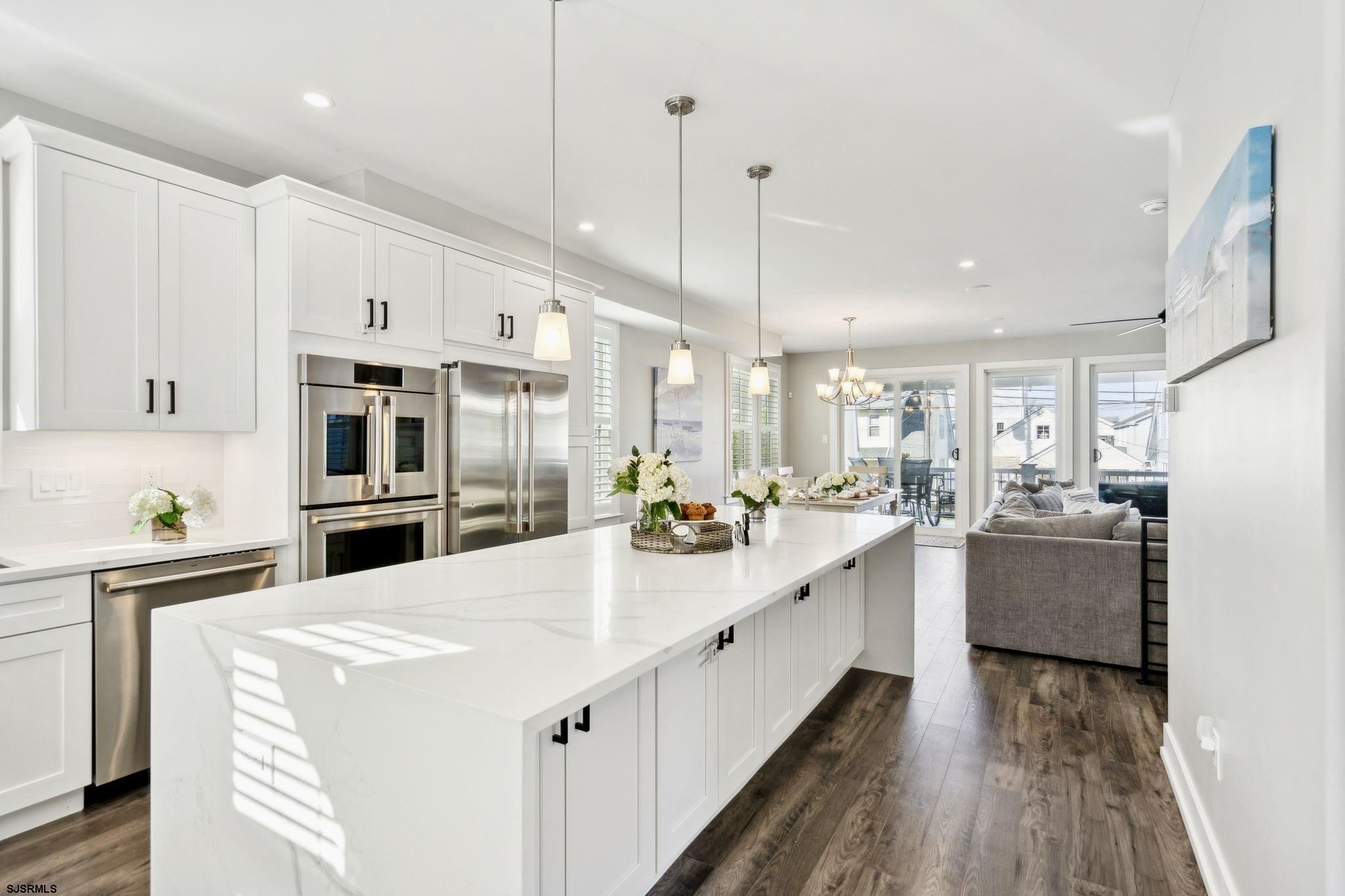 Ocean City, New Jersey 08226, United States, 5 Bedrooms Bedrooms, ,4 BathroomsBathrooms,Residential,Pending,76745