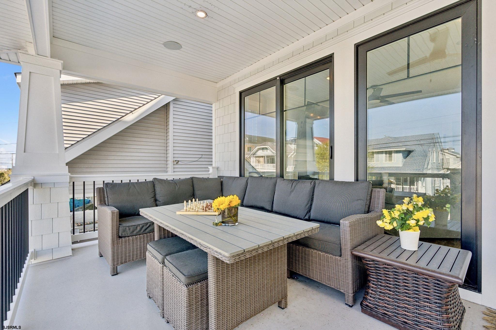 Ocean City, New Jersey 08226, United States, 5 Bedrooms Bedrooms, ,4 BathroomsBathrooms,Residential,Pending,76745