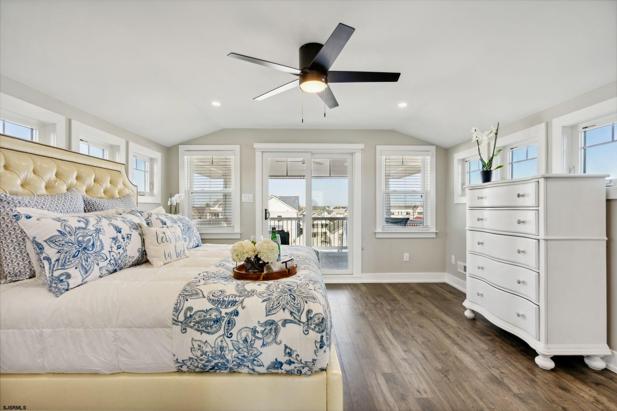 Ocean City, New Jersey 08226, United States, 5 Bedrooms Bedrooms, ,4 BathroomsBathrooms,Residential,Pending,76745