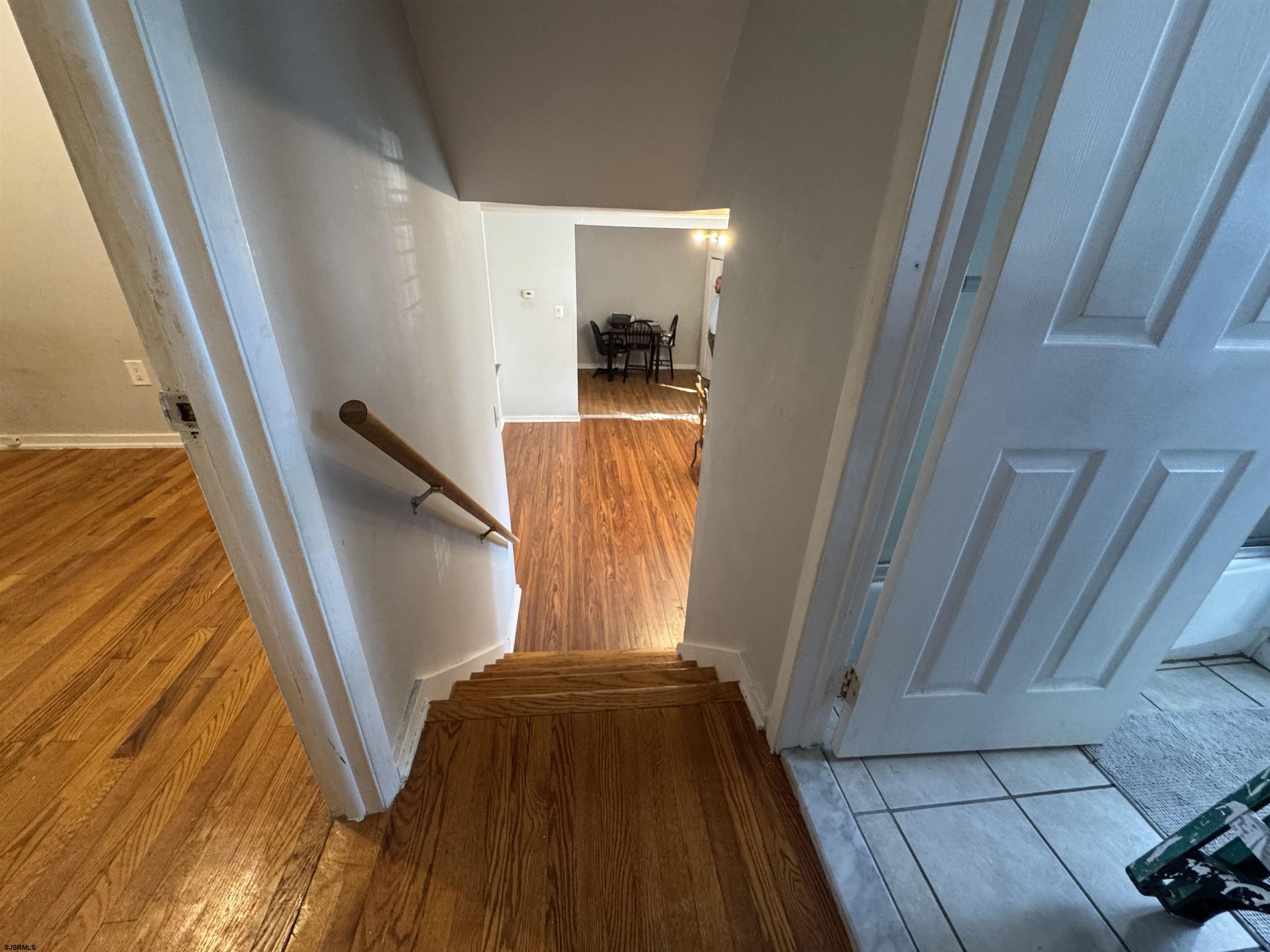 303 Jimmie Leeds Road