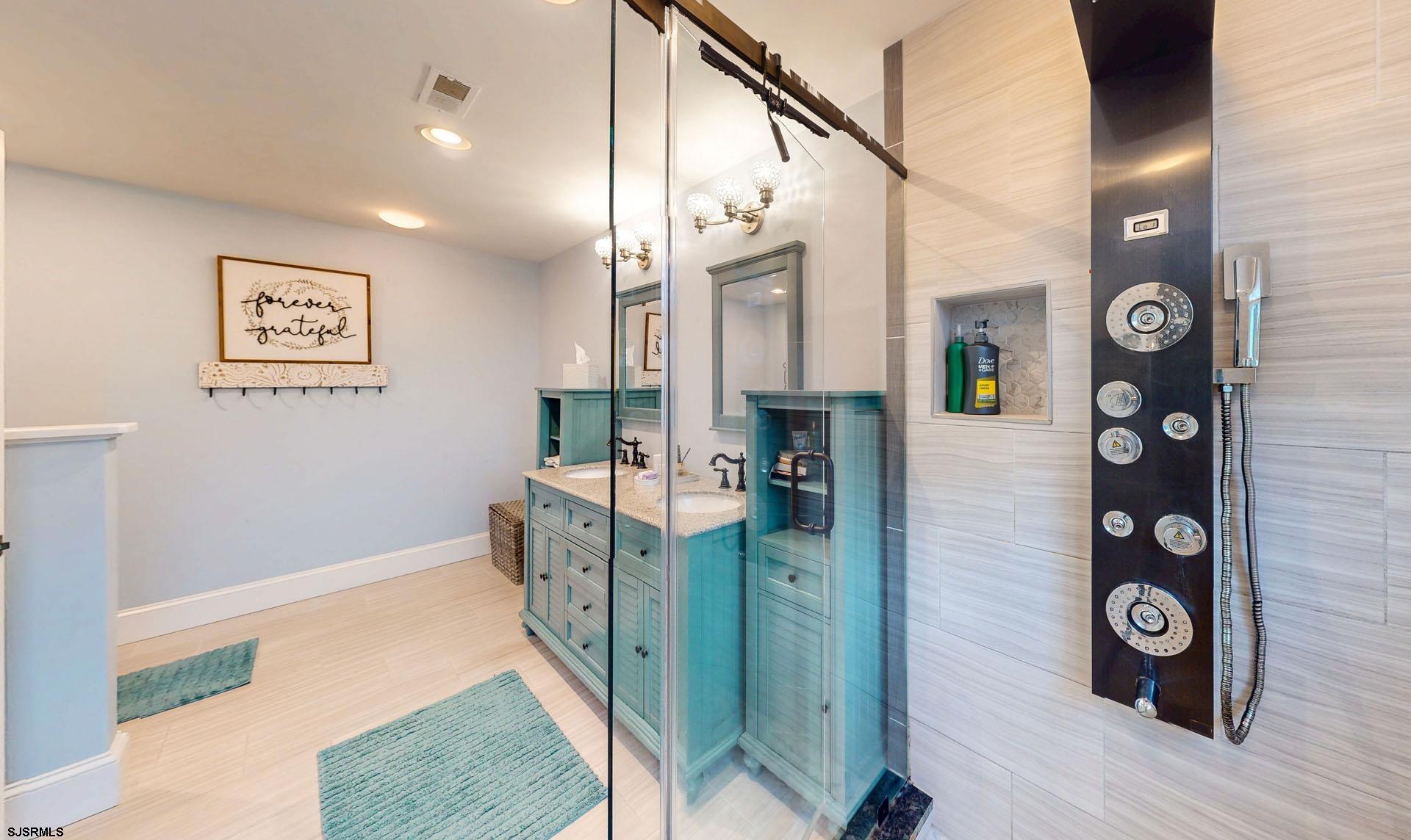 Ocean City, New Jersey 08226, United States, 7 Bedrooms Bedrooms, ,8 BathroomsBathrooms,Residential,Active,95950