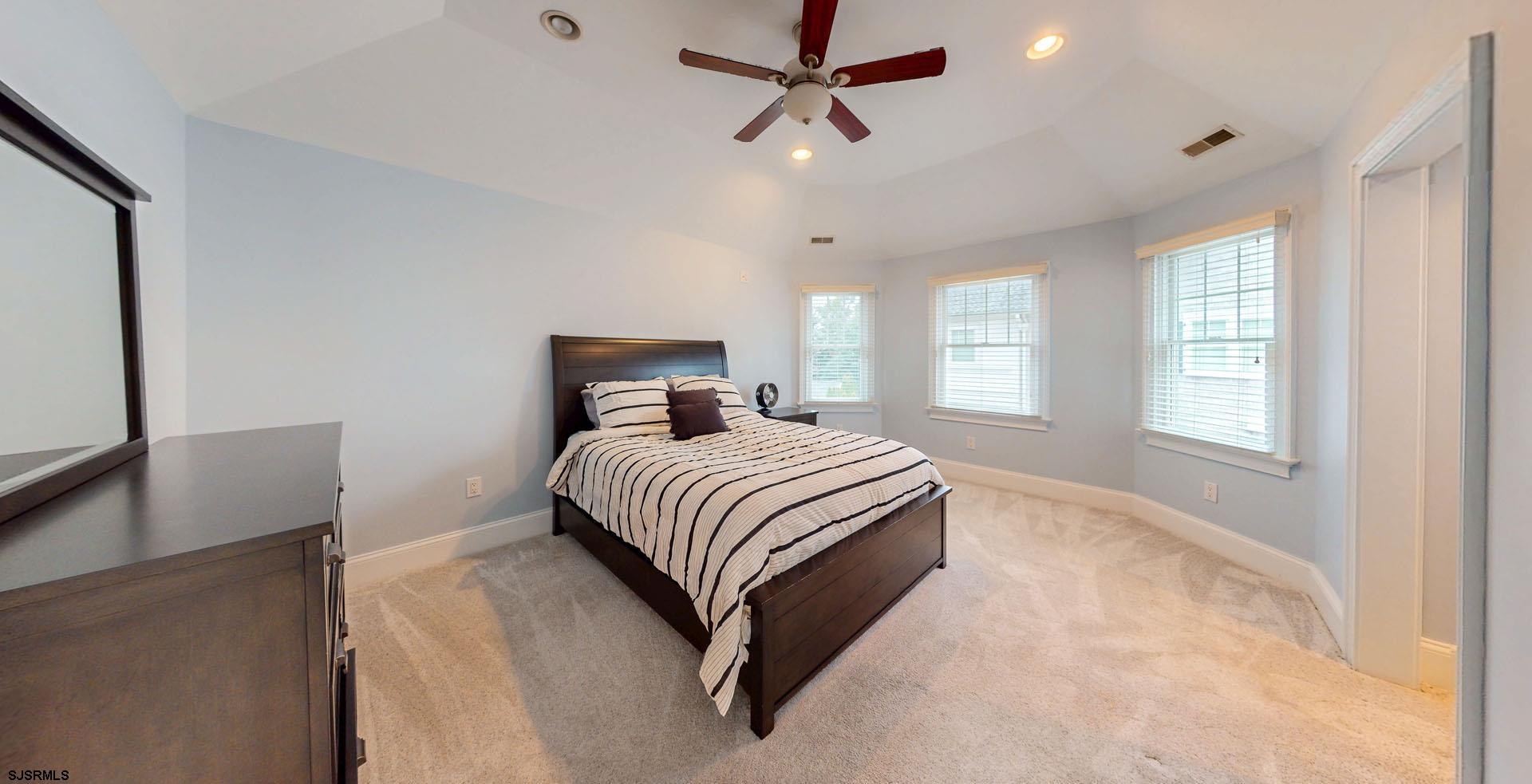 Ocean City, New Jersey 08226, United States, 7 Bedrooms Bedrooms, ,8 BathroomsBathrooms,Residential,Active,95950