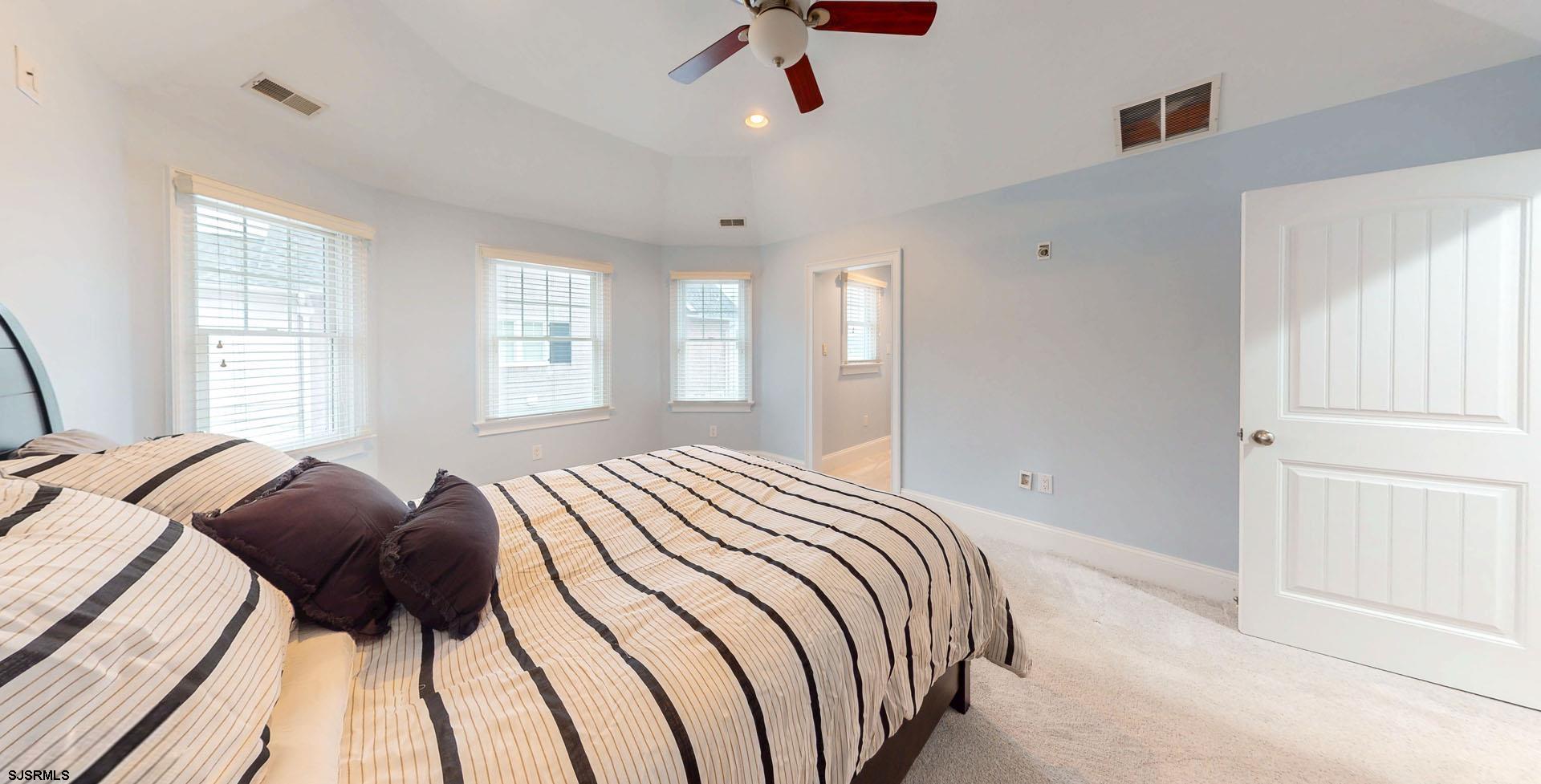 Ocean City, New Jersey 08226, United States, 7 Bedrooms Bedrooms, ,8 BathroomsBathrooms,Residential,Active,95950