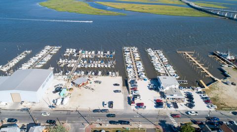 910 Bay Ave Somers Point NJ 08244