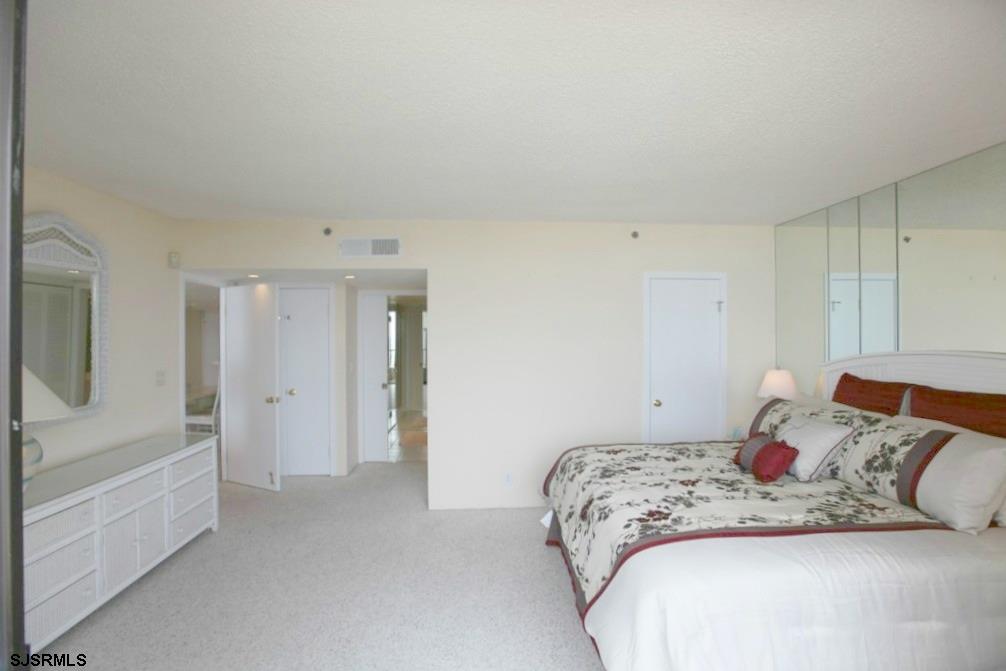 Atlantic City, New Jersey 08401, United States, 2 Bedrooms Bedrooms, ,2 BathroomsBathrooms,Residential,Active,88922