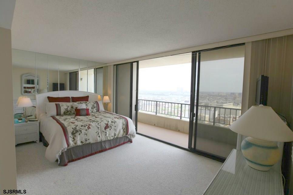 Atlantic City, New Jersey 08401, United States, 2 Bedrooms Bedrooms, ,2 BathroomsBathrooms,Residential,Active,88922