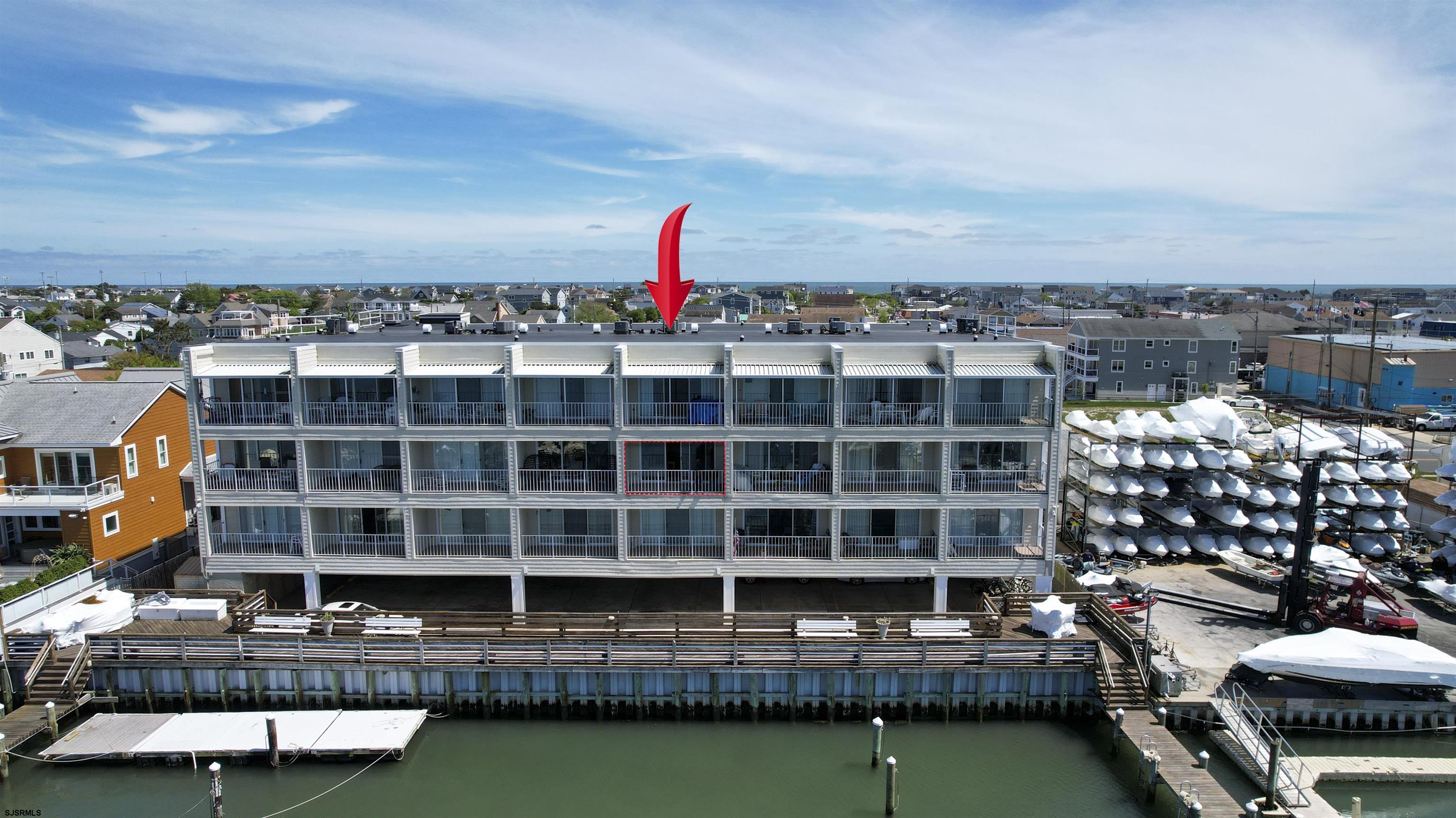 3007 Bayshore Ave 12