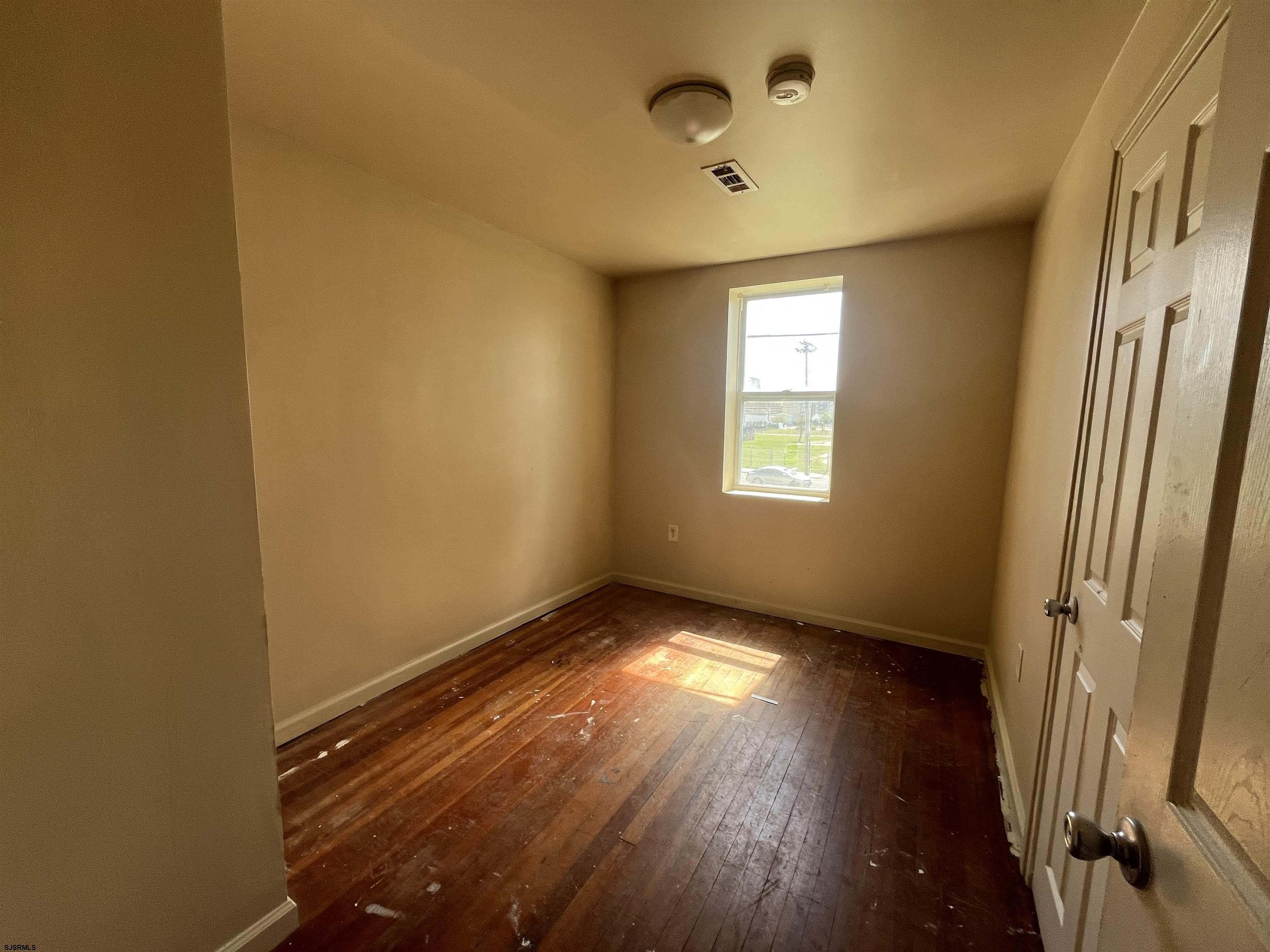 Atlantic City, New Jersey 08401, United States, 3 Bedrooms Bedrooms, ,2 BathroomsBathrooms,Residential,Active,142983