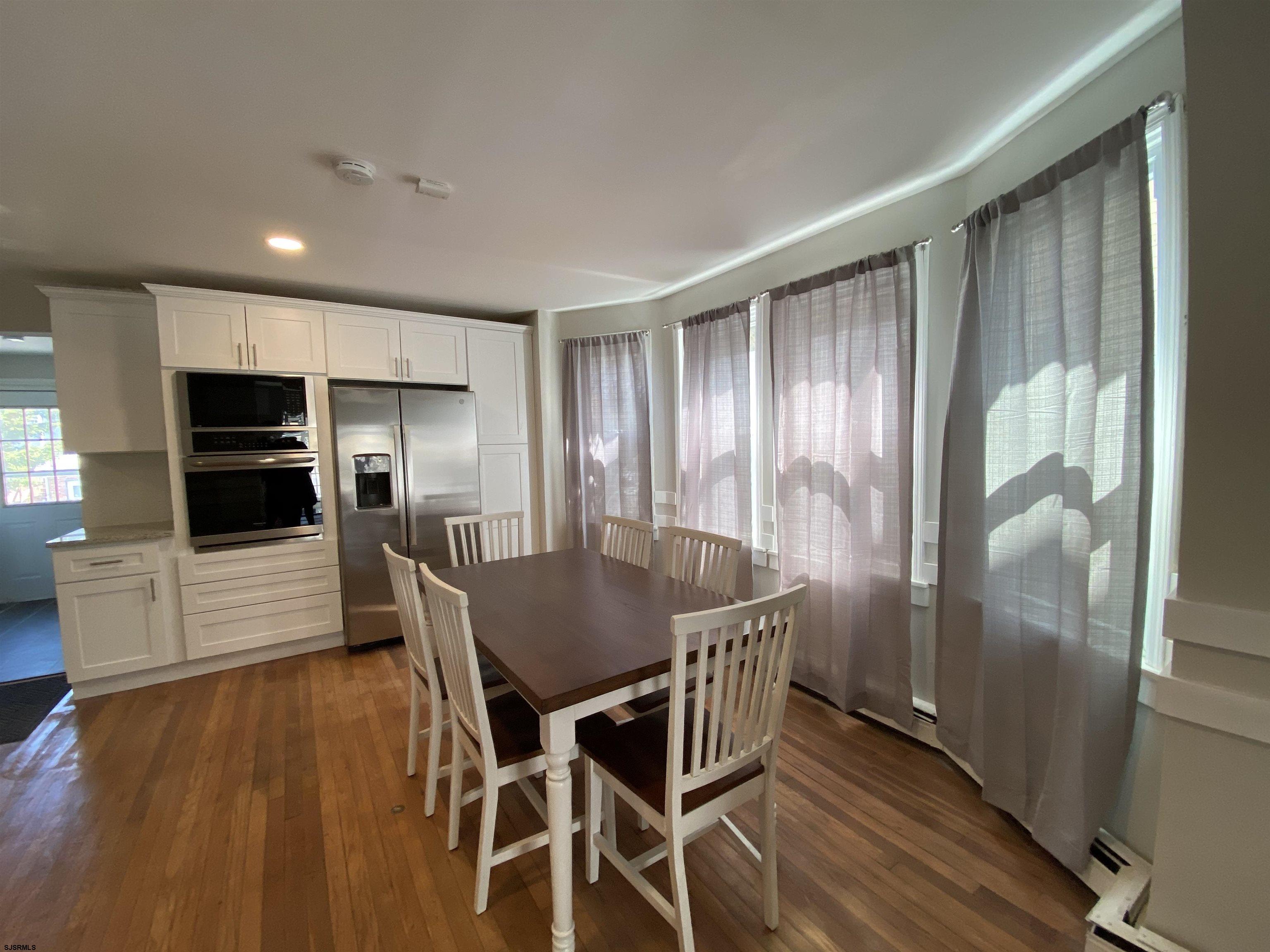 Atlantic City, New Jersey 08401, United States, 4 Bedrooms Bedrooms, ,3 BathroomsBathrooms,Residential,Active,97505
