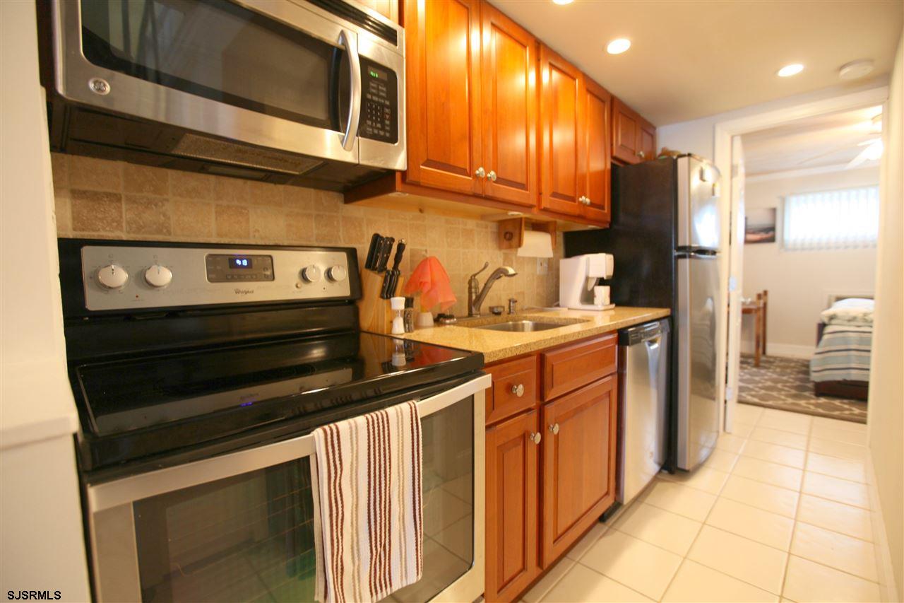 Margate, New Jersey 08402, United States, 2 Bedrooms Bedrooms, ,2 BathroomsBathrooms,Residential,Active,176511