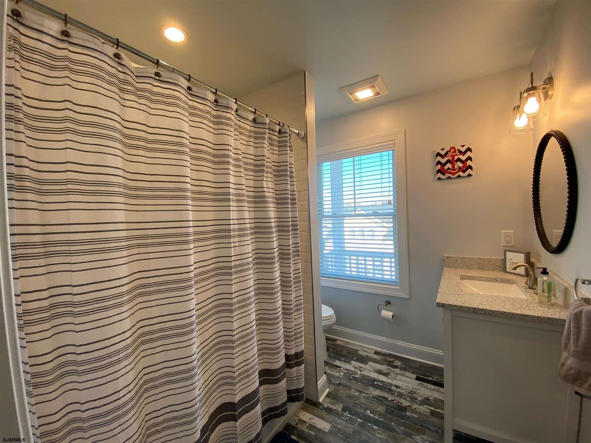 Ventnor, New Jersey 08406, United States, 3 Bedrooms Bedrooms, ,3 BathroomsBathrooms,Residential,Active,130804