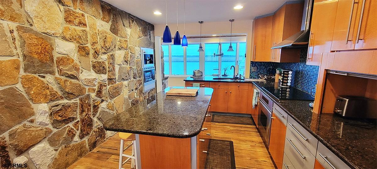 Egg Harbor Township, New Jersey 08234, United States, 2 Bedrooms Bedrooms, ,3 BathroomsBathrooms,Residential,Active,82017