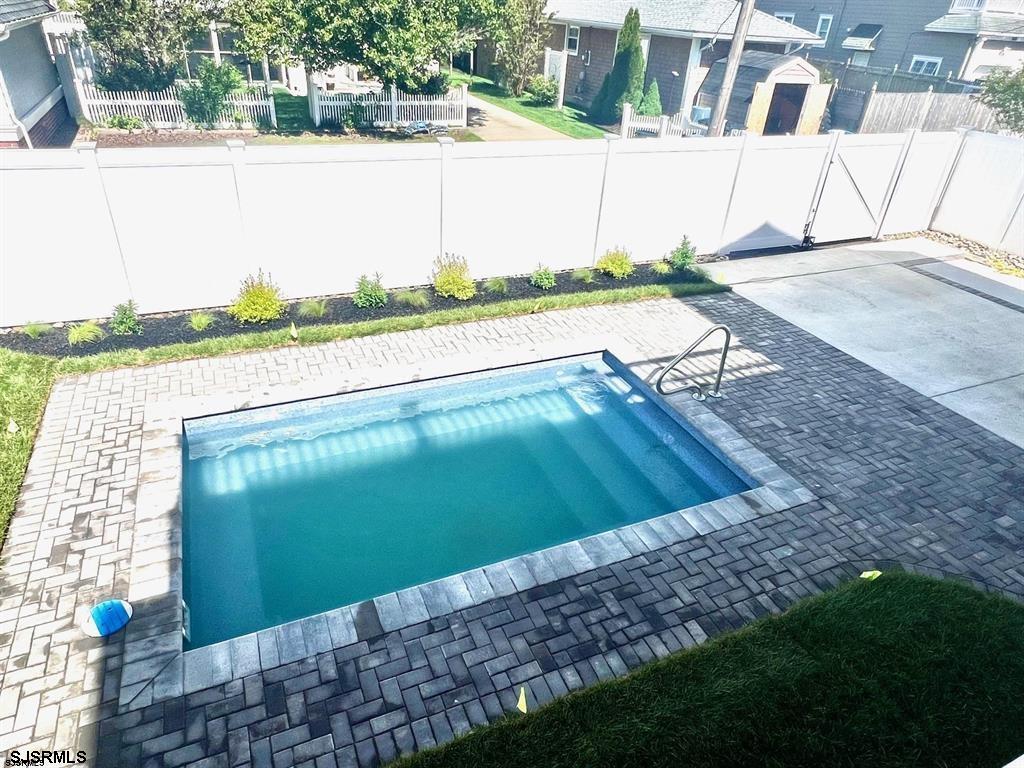 Ocean City, New Jersey 08226, United States, 5 Bedrooms Bedrooms, ,5 BathroomsBathrooms,Residential,Active,80158