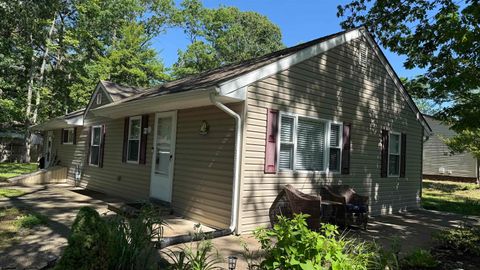 Photo of 463 Spruce Ave, Galloway Township, NJ 08205 (MLS # 608520)