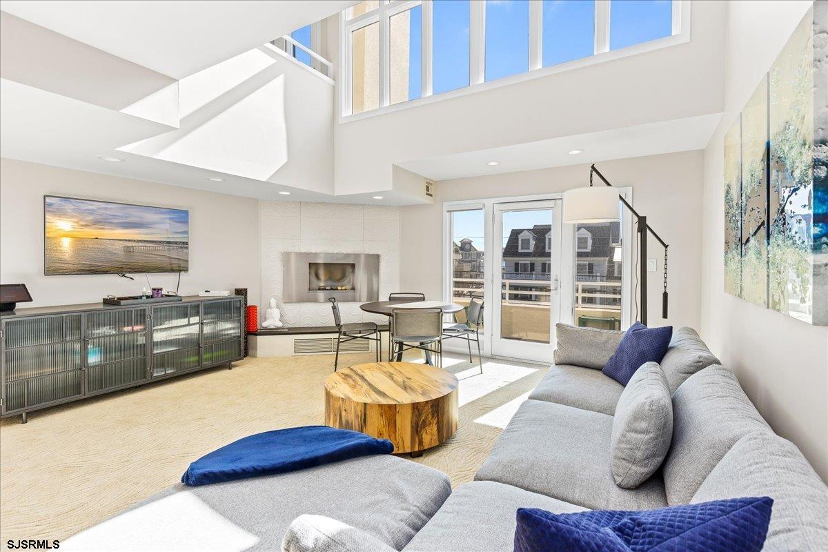 Margate, New Jersey 08402, United States, 2 Bedrooms Bedrooms, ,2 BathroomsBathrooms,Residential,Pending,82765