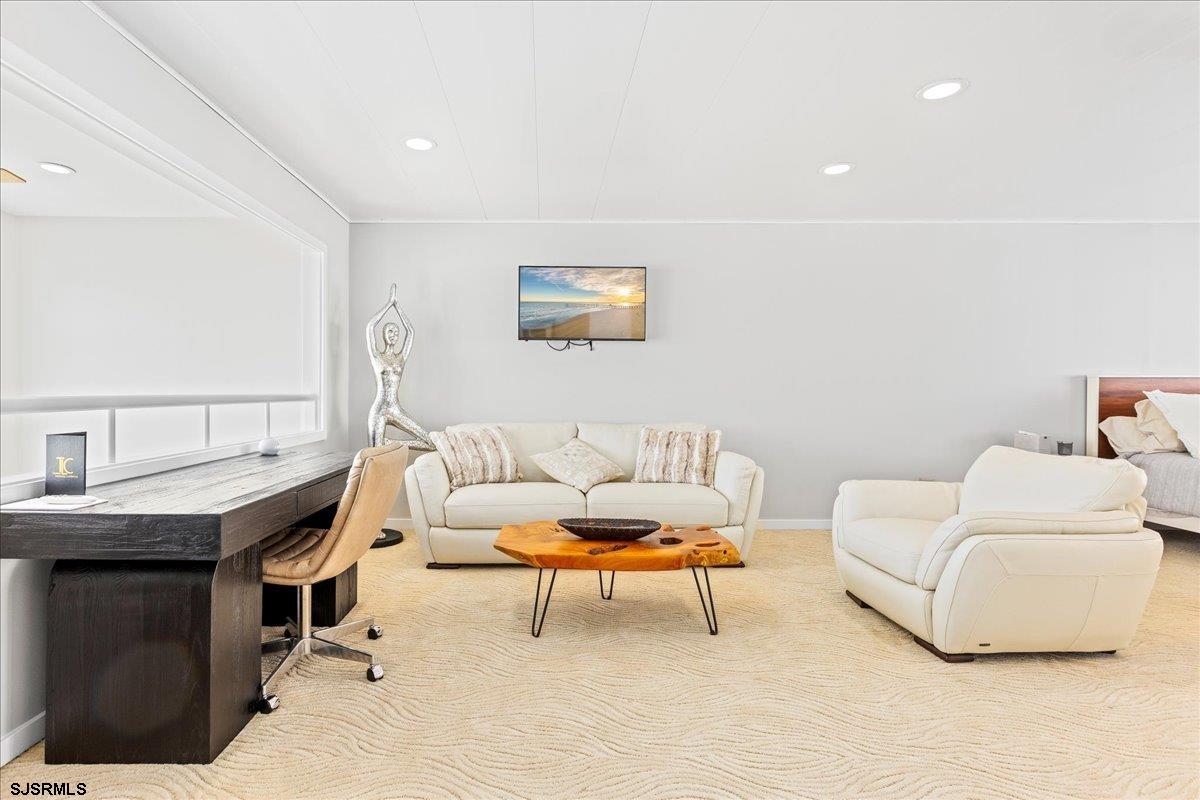 Margate, New Jersey 08402, United States, 2 Bedrooms Bedrooms, ,2 BathroomsBathrooms,Residential,Pending,82765