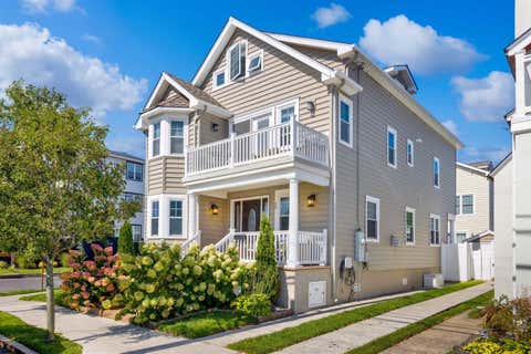 Homes For Rent - 29 N Iroquois Ave<br/> Margate, NJ 08402