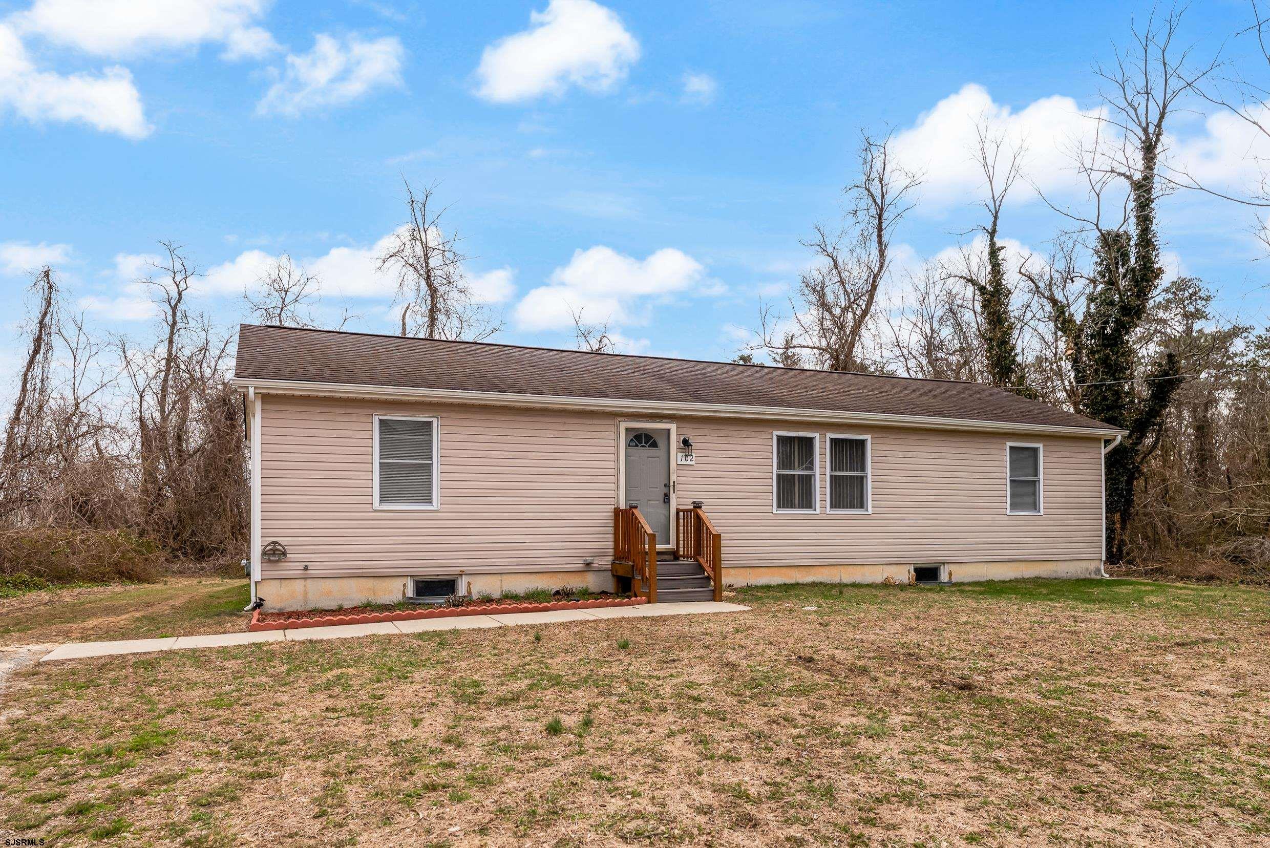Photo 1 of 27 — 102 Freeman Ave, Egg Harbor Township, NJ 08234