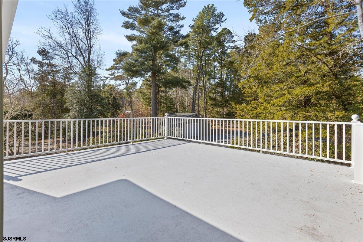 New Gretna, New Jersey 08087, United States, 4 Bedrooms Bedrooms, ,3 BathroomsBathrooms,Residential,Active,5559