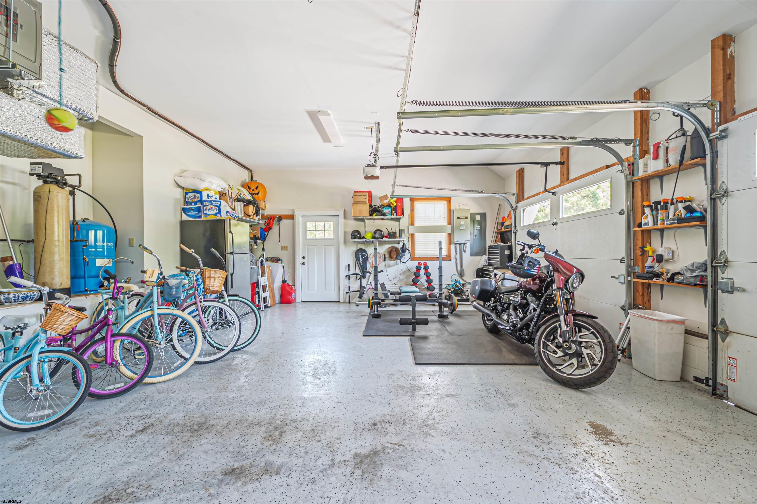 Egg Harbor Township, New Jersey 08234, United States, 4 Bedrooms Bedrooms, ,3 BathroomsBathrooms,Residential,Active,148890