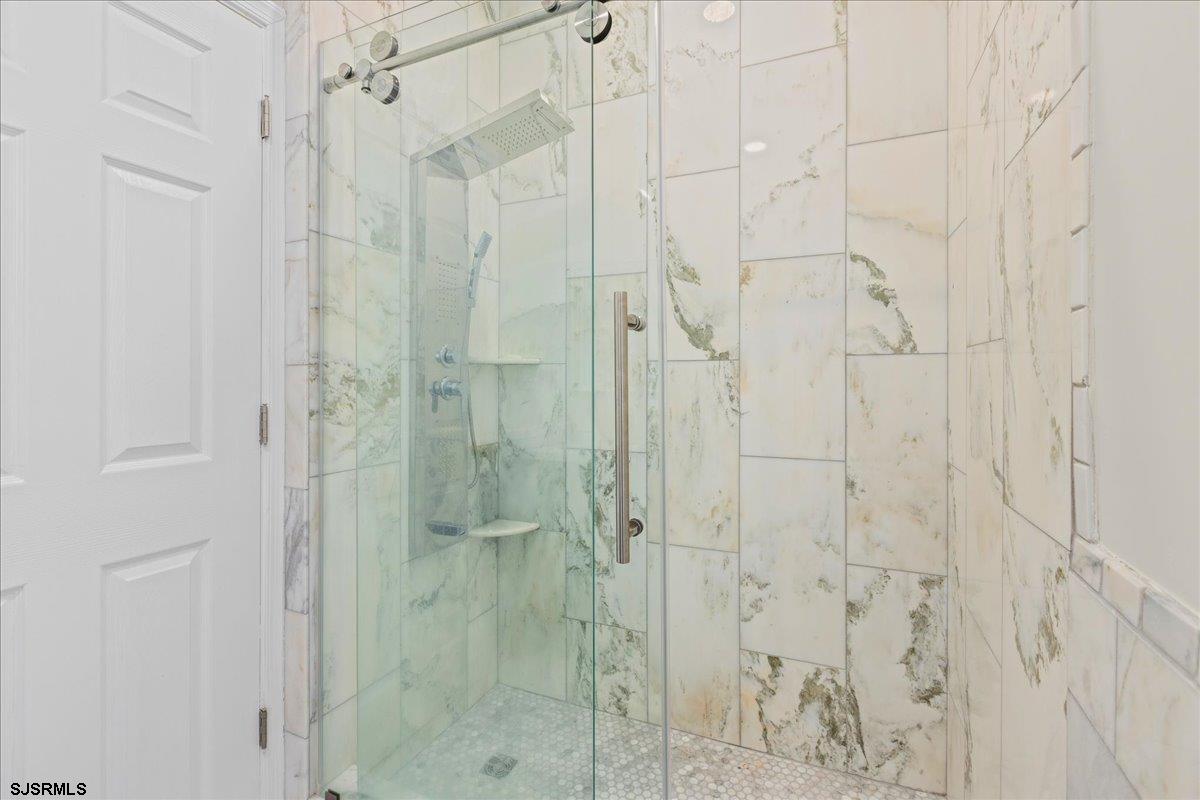 Ventnor, New Jersey 08406, United States, 6 Bedrooms Bedrooms, ,5 BathroomsBathrooms,Residential,Active,17359