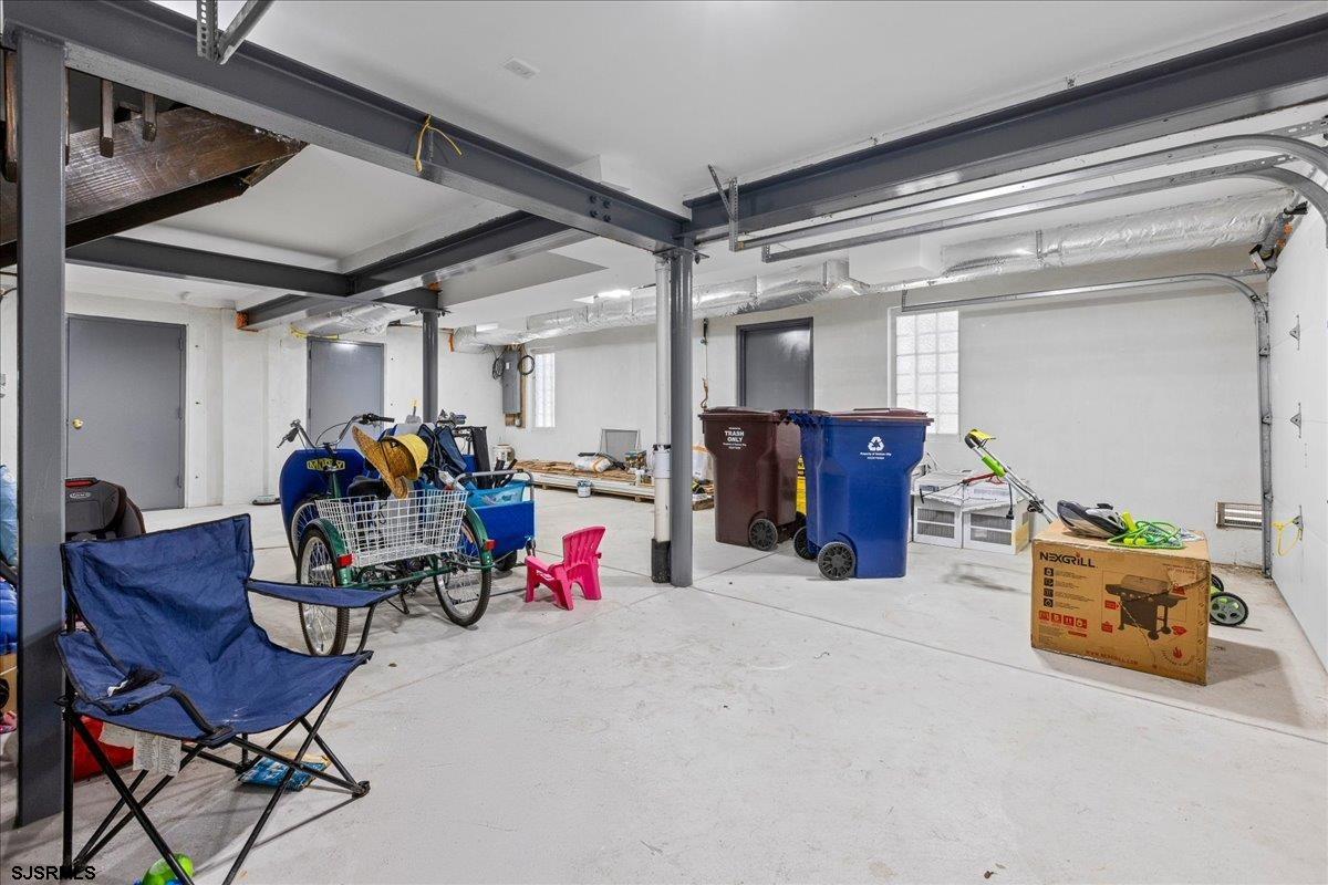 Ventnor, New Jersey 08406, United States, 6 Bedrooms Bedrooms, ,5 BathroomsBathrooms,Residential,Active,17359