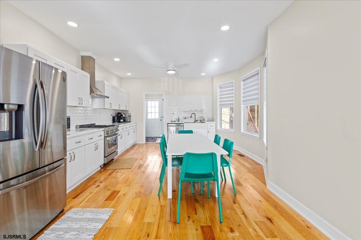 Ventnor, New Jersey 08406, United States, 6 Bedrooms Bedrooms, ,5 BathroomsBathrooms,Residential,Active,17359