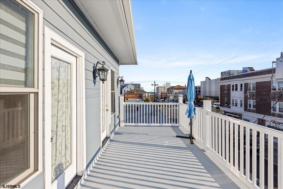 Ventnor, New Jersey 08406, United States, 6 Bedrooms Bedrooms, ,5 BathroomsBathrooms,Residential,Active,17359