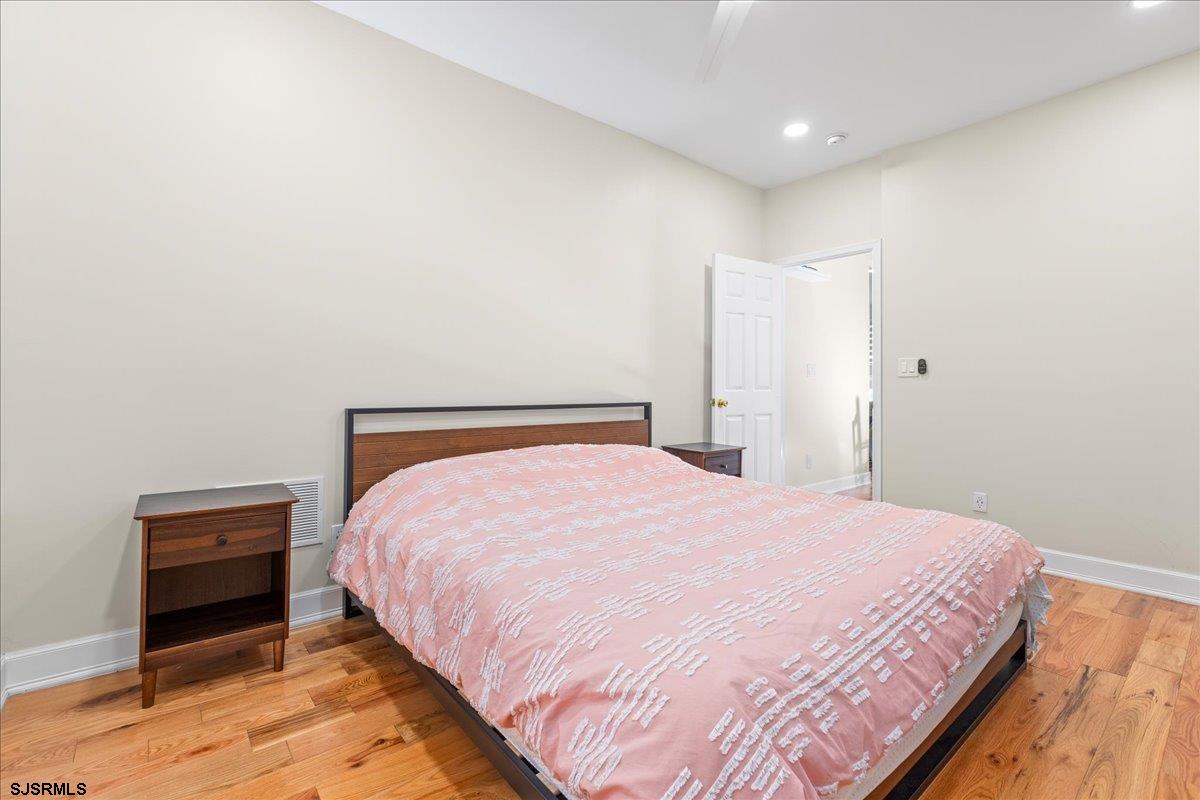 Ventnor, New Jersey 08406, United States, 6 Bedrooms Bedrooms, ,5 BathroomsBathrooms,Residential,Active,17359