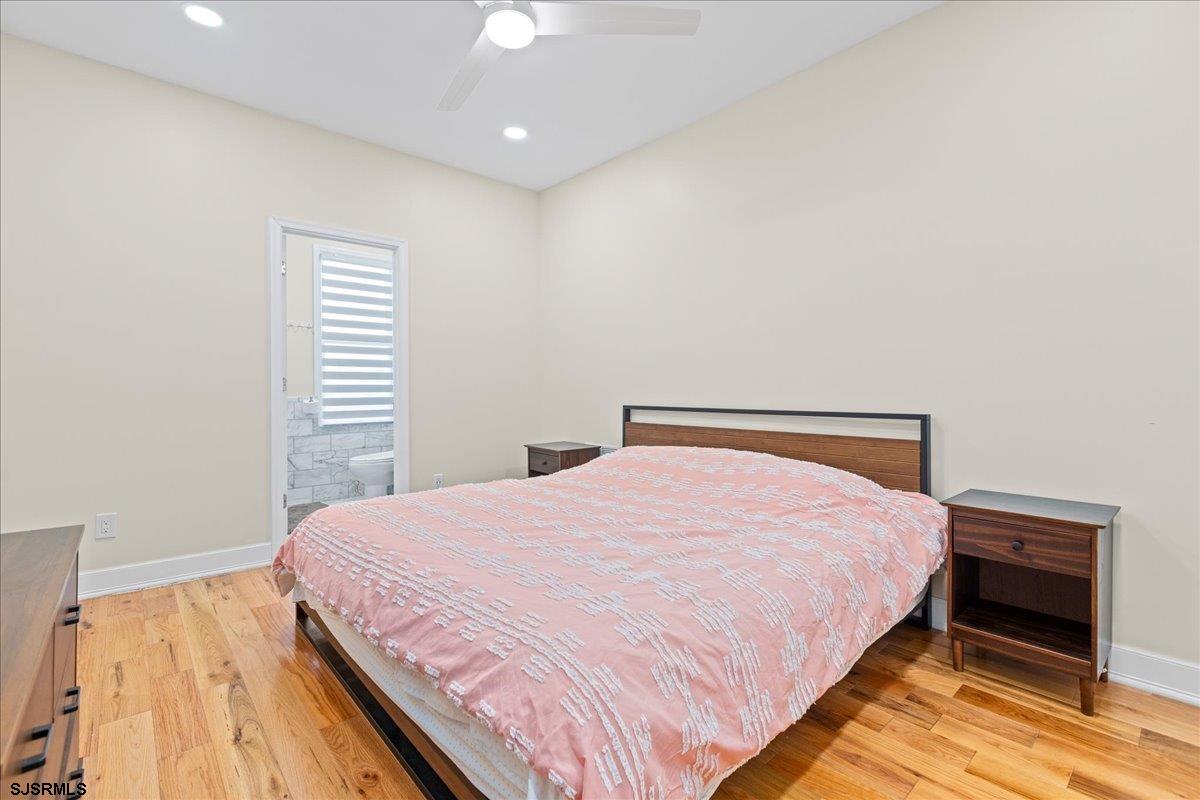 Ventnor, New Jersey 08406, United States, 6 Bedrooms Bedrooms, ,5 BathroomsBathrooms,Residential,Active,17359