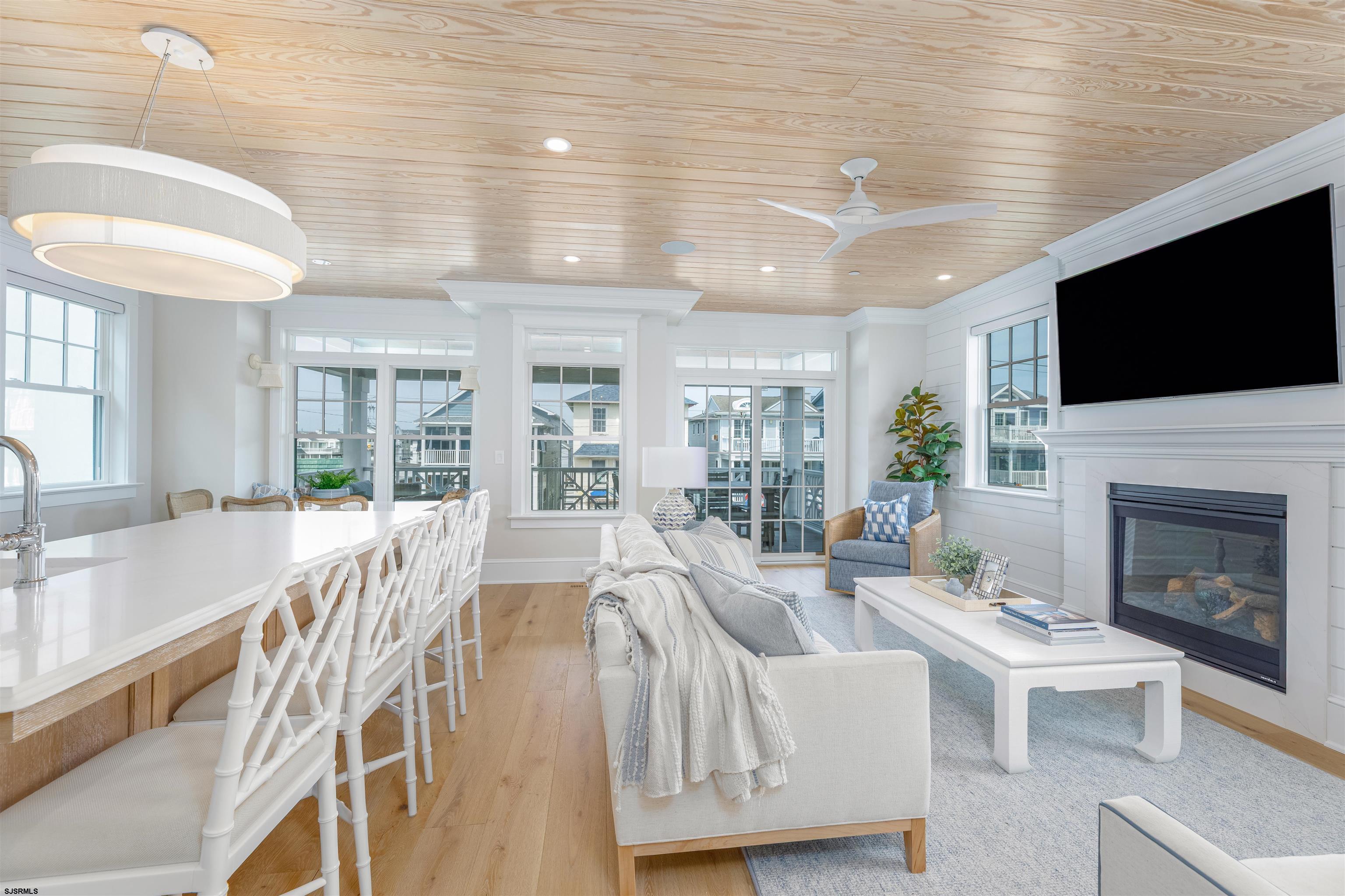 Ocean City, New Jersey 08226, United States, 4 Bedrooms Bedrooms, ,3 BathroomsBathrooms,Residential,Pending,206936