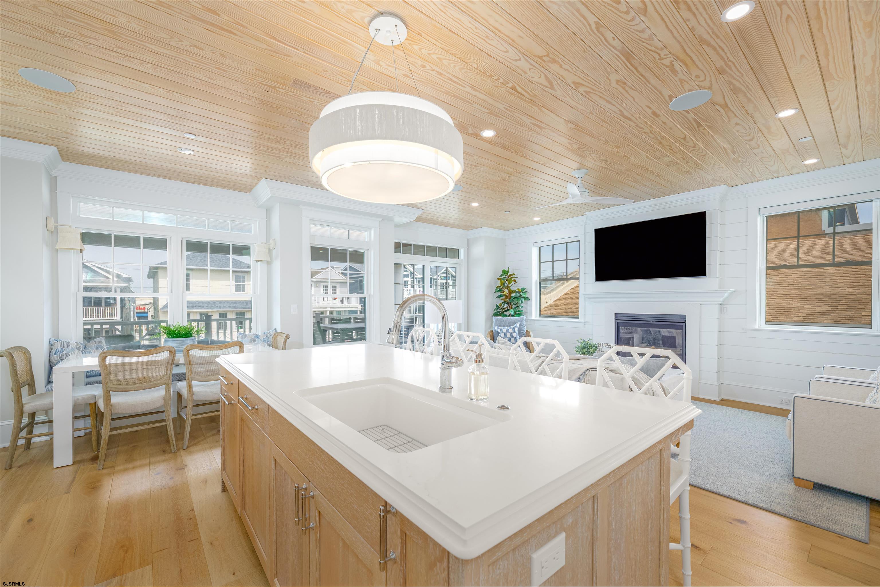 Ocean City, New Jersey 08226, United States, 4 Bedrooms Bedrooms, ,3 BathroomsBathrooms,Residential,Pending,206936