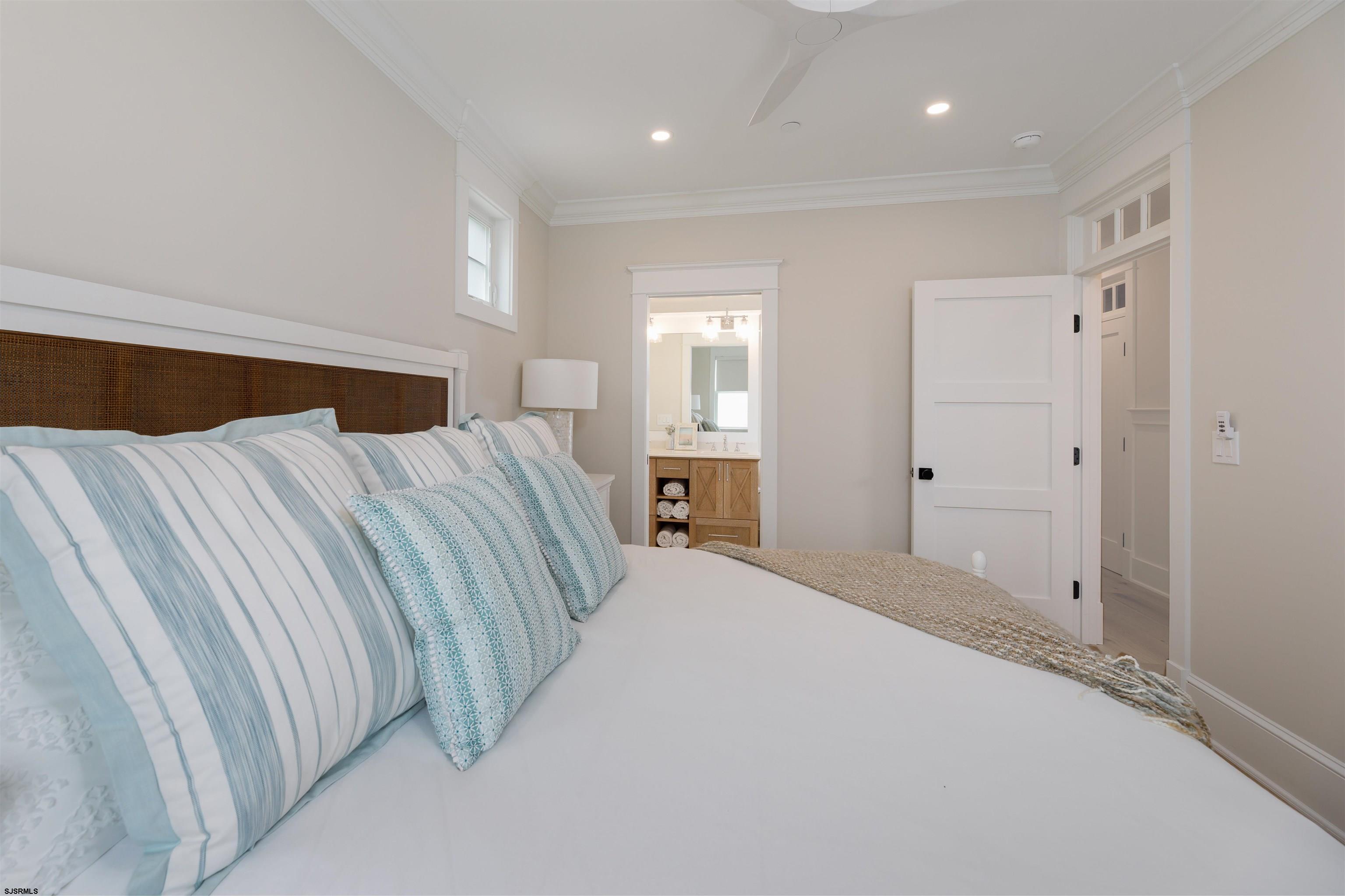 Ocean City, New Jersey 08226, United States, 4 Bedrooms Bedrooms, ,3 BathroomsBathrooms,Residential,Pending,206936