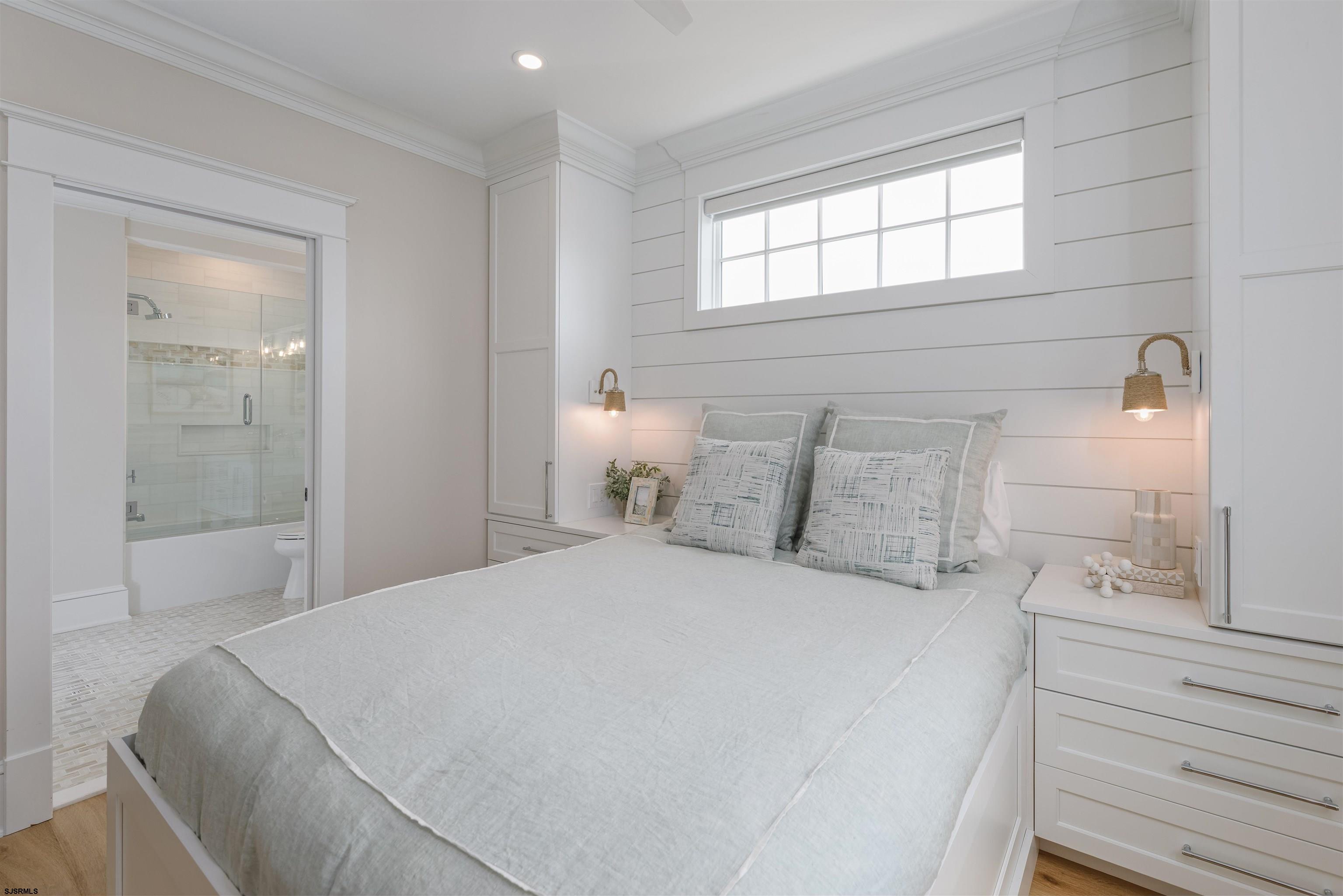 Ocean City, New Jersey 08226, United States, 4 Bedrooms Bedrooms, ,3 BathroomsBathrooms,Residential,Pending,206936