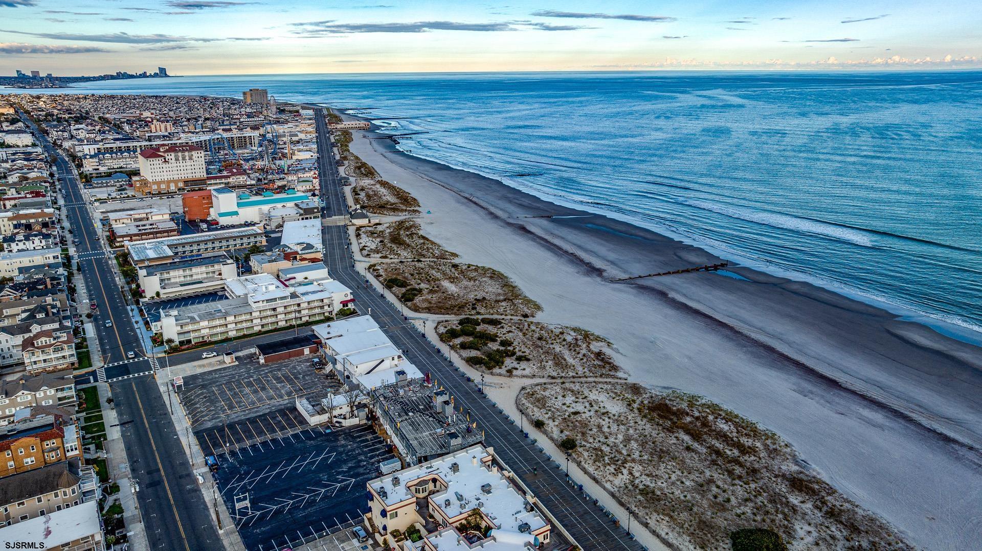 Ocean City, New Jersey 08226, United States, 4 Bedrooms Bedrooms, ,3 BathroomsBathrooms,Residential,Pending,206936