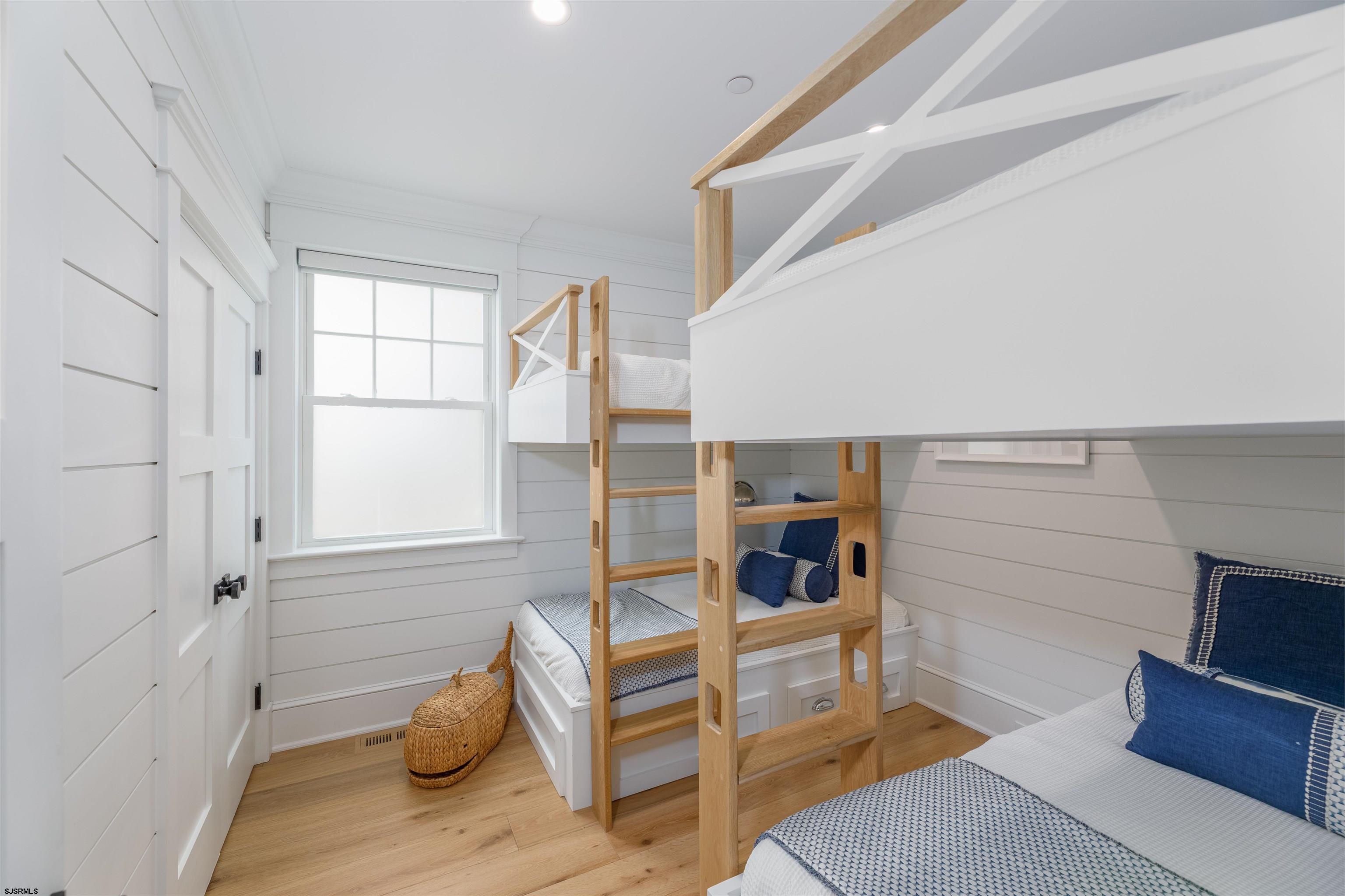 Ocean City, New Jersey 08226, United States, 4 Bedrooms Bedrooms, ,3 BathroomsBathrooms,Residential,Pending,206936