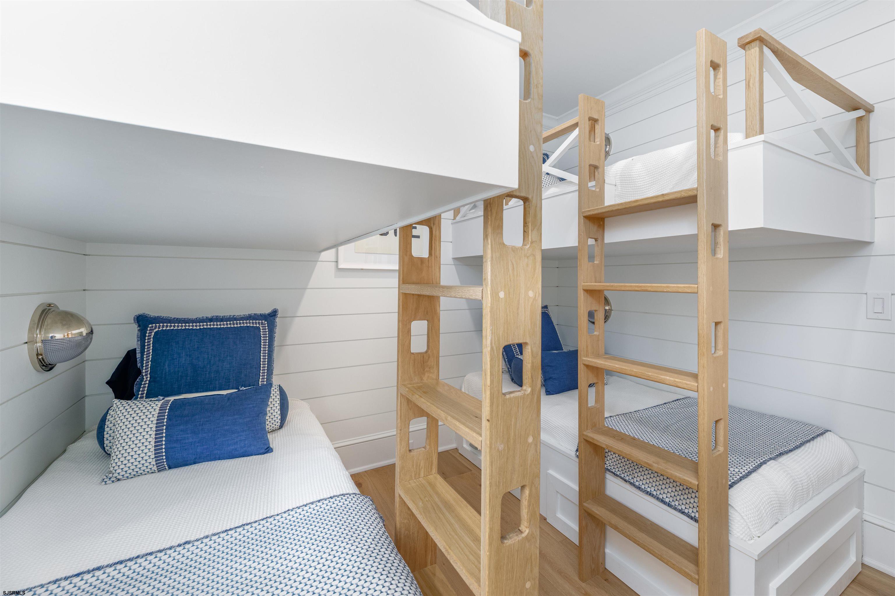 Ocean City, New Jersey 08226, United States, 4 Bedrooms Bedrooms, ,3 BathroomsBathrooms,Residential,Pending,206936