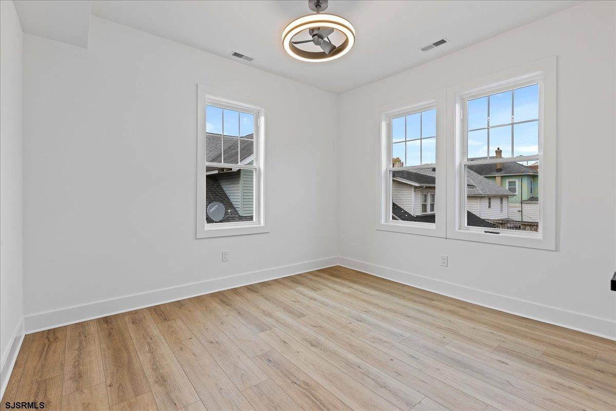 Ventnor, New Jersey 08406, United States, 3 Bedrooms Bedrooms, ,2 BathroomsBathrooms,Residential,Active,109392