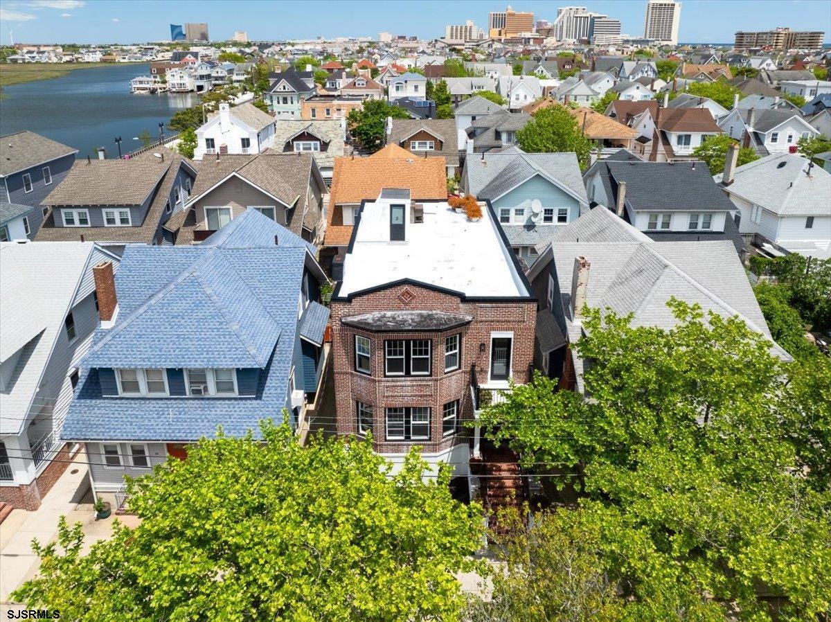 Ventnor, New Jersey 08406, United States, 3 Bedrooms Bedrooms, ,2 BathroomsBathrooms,Residential,Active,109392